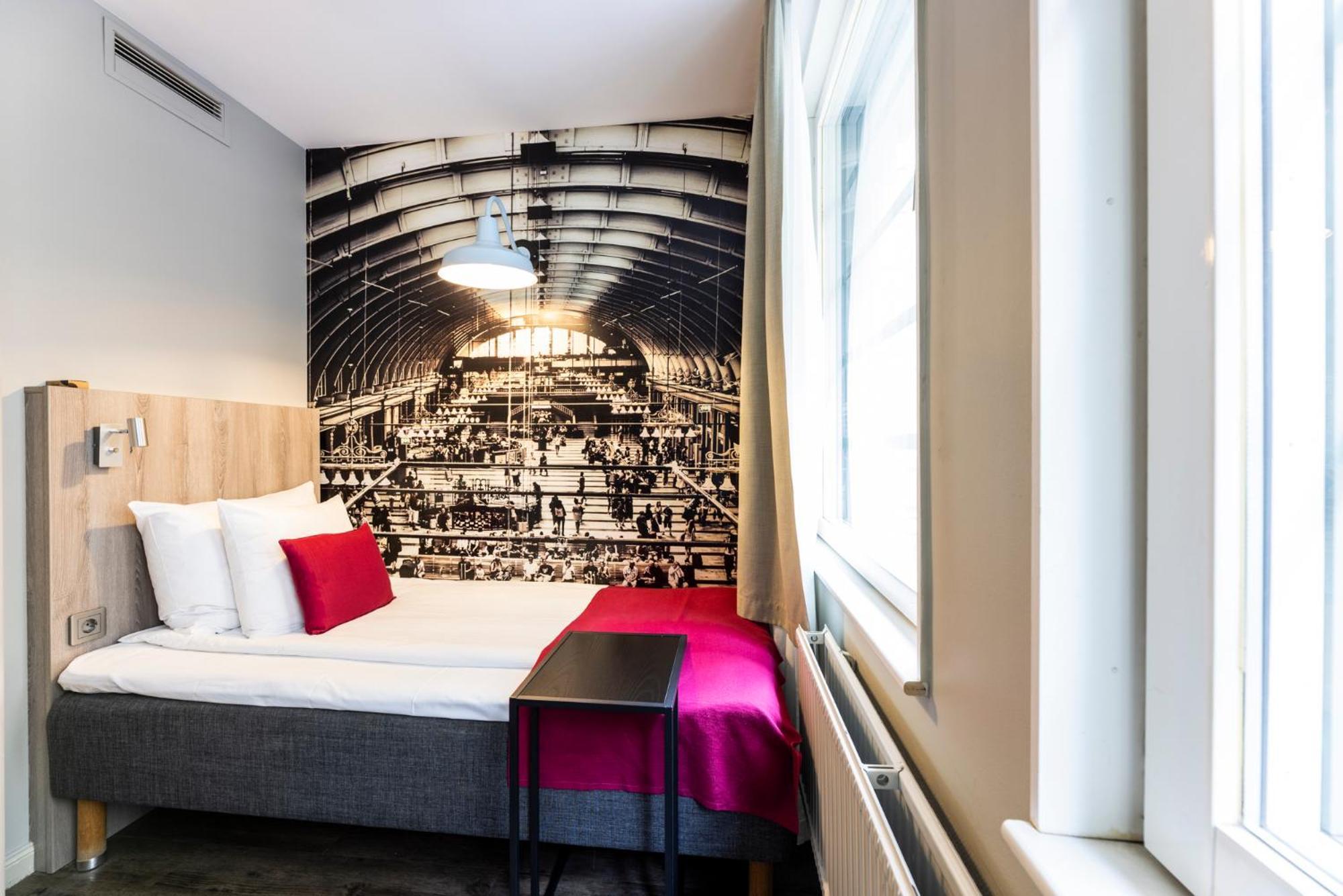 Classic Single Room