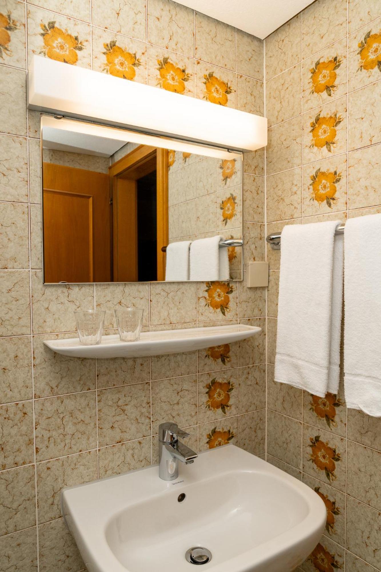 Mini Double Room Balcony
