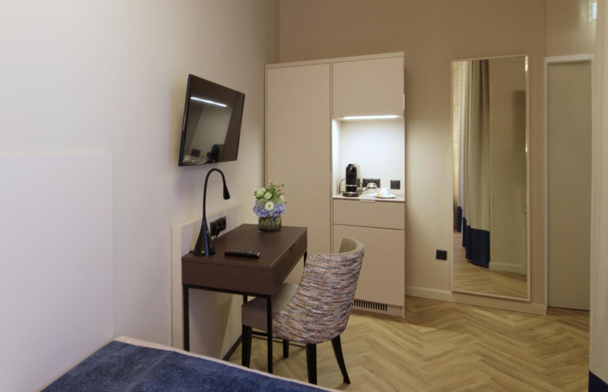 Superior Single Room