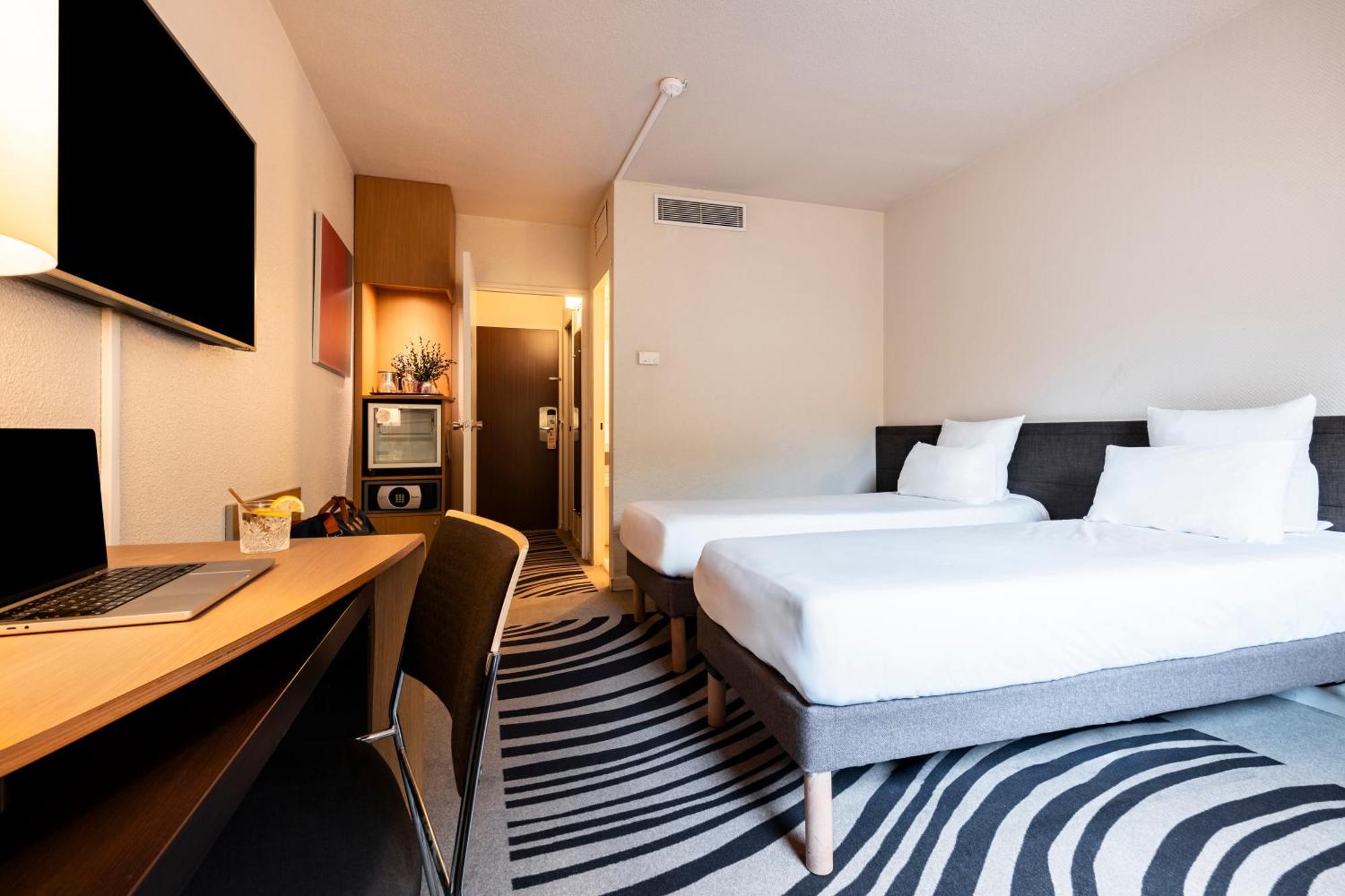 Standard Twin Room,1717000700:JPEG