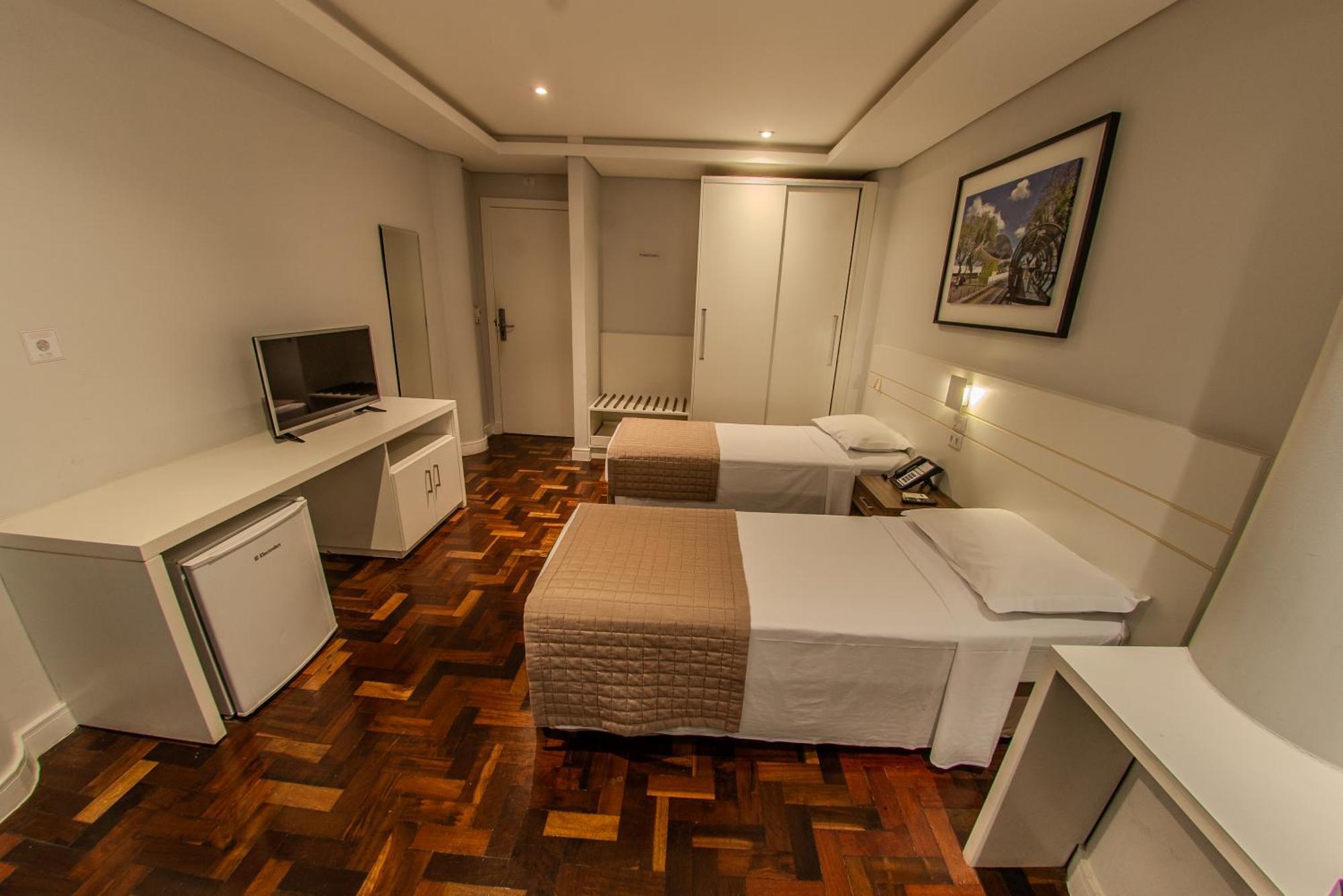 Large Twin Room