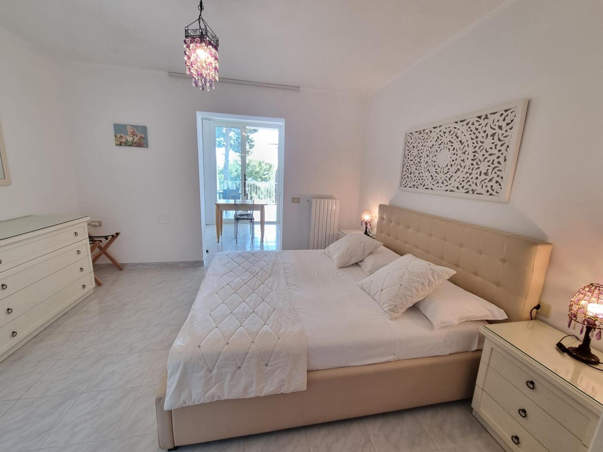 One-Bedroom Apartment Terrace sea view