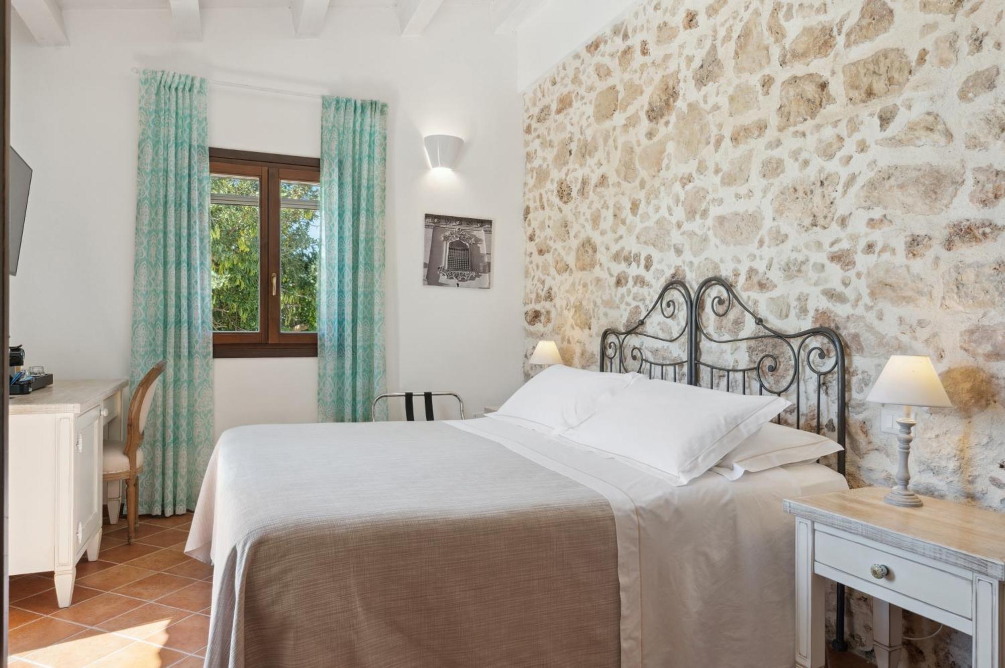 Double Room Garden View