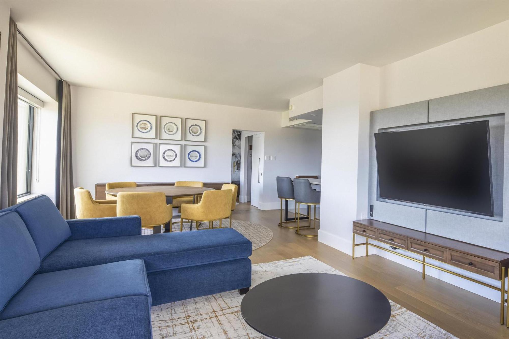 Premium Suite River View,1765824209:JPEG