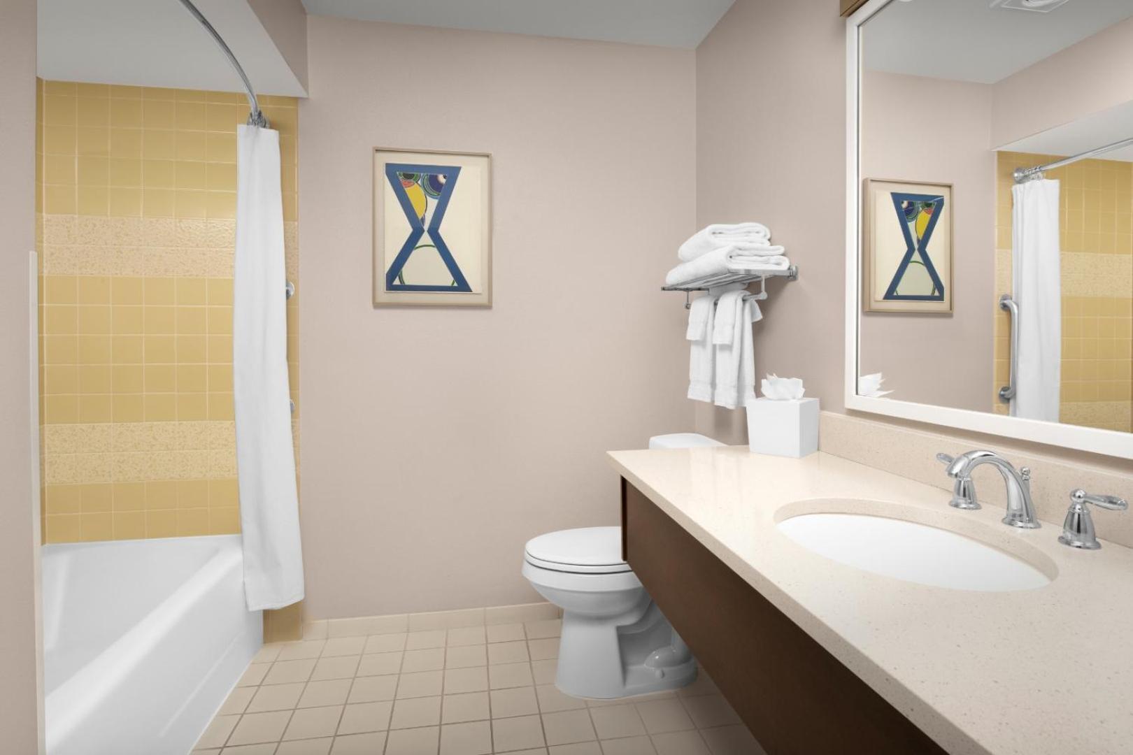 Deluxe Family Suite