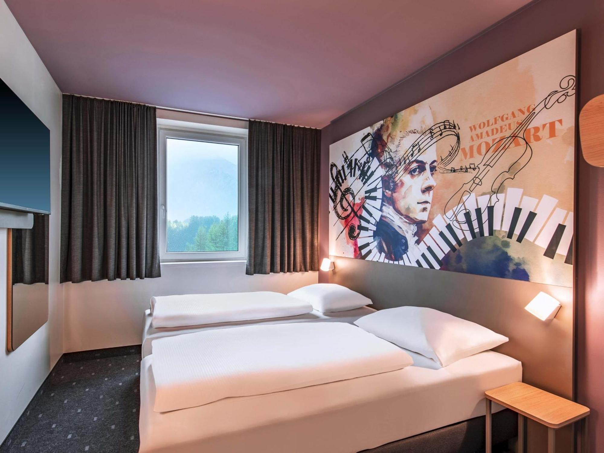 Twin Room,1705593367:JPEG