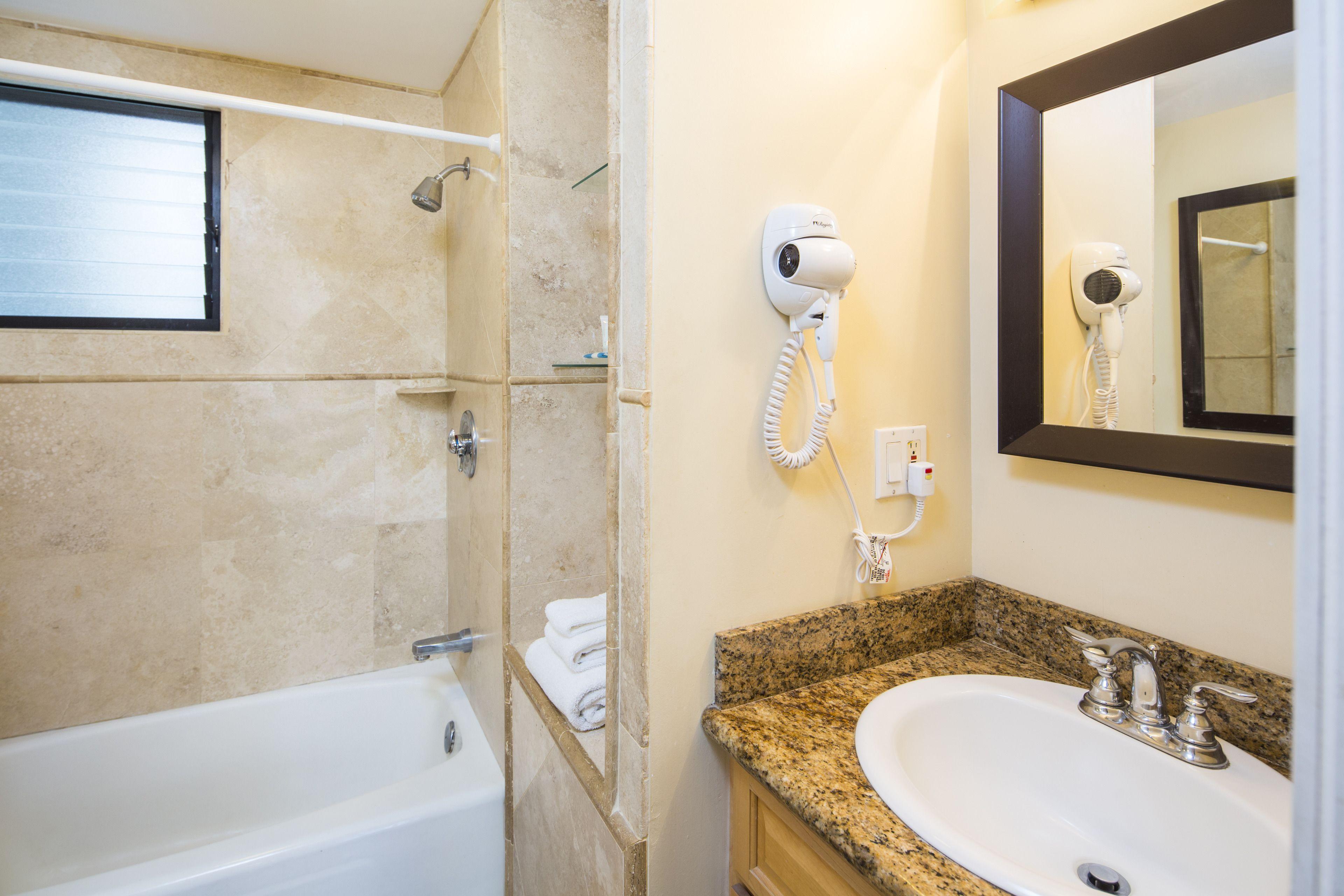 City View Studio Kitchenette