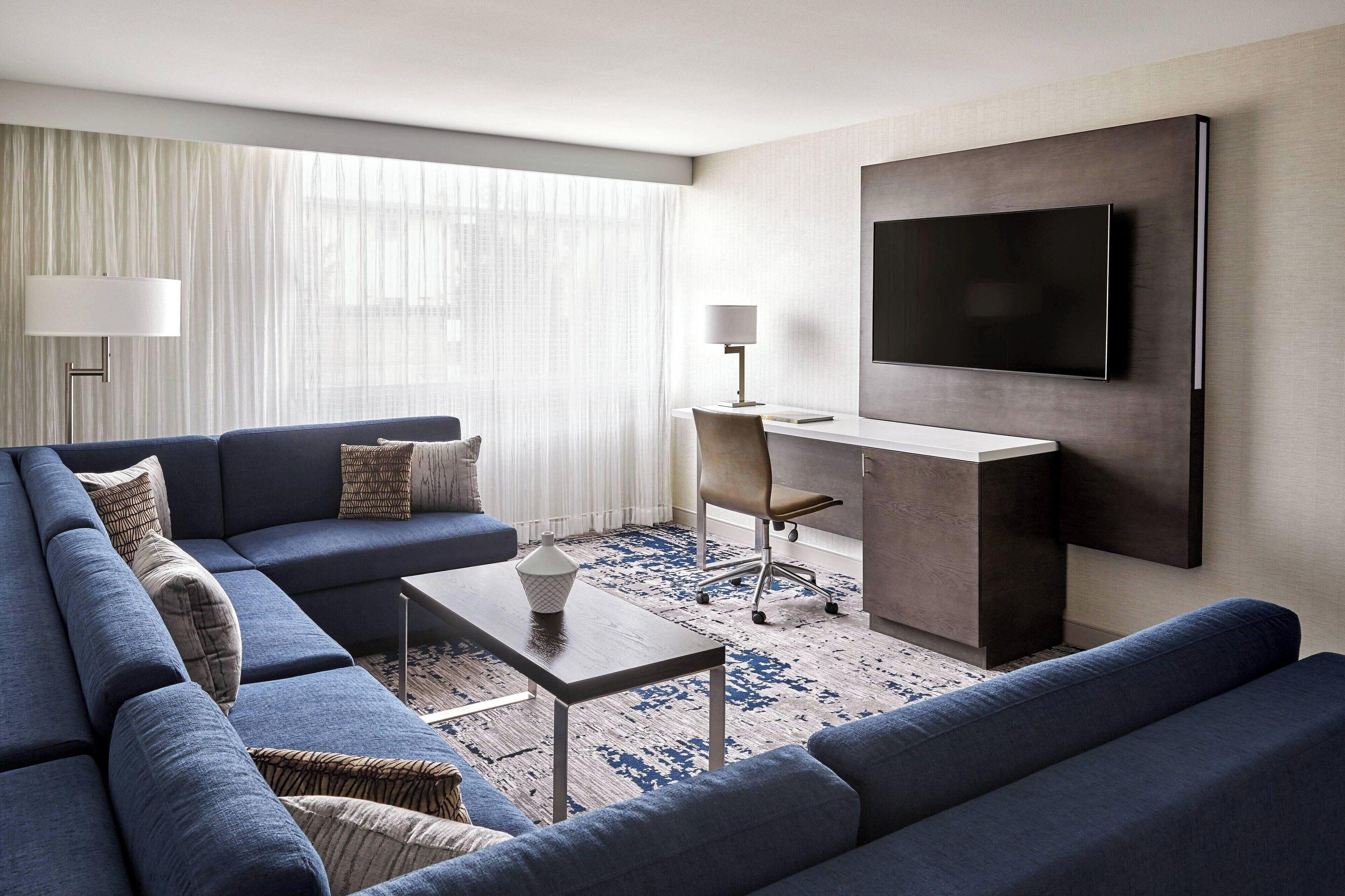 Suite 1 King