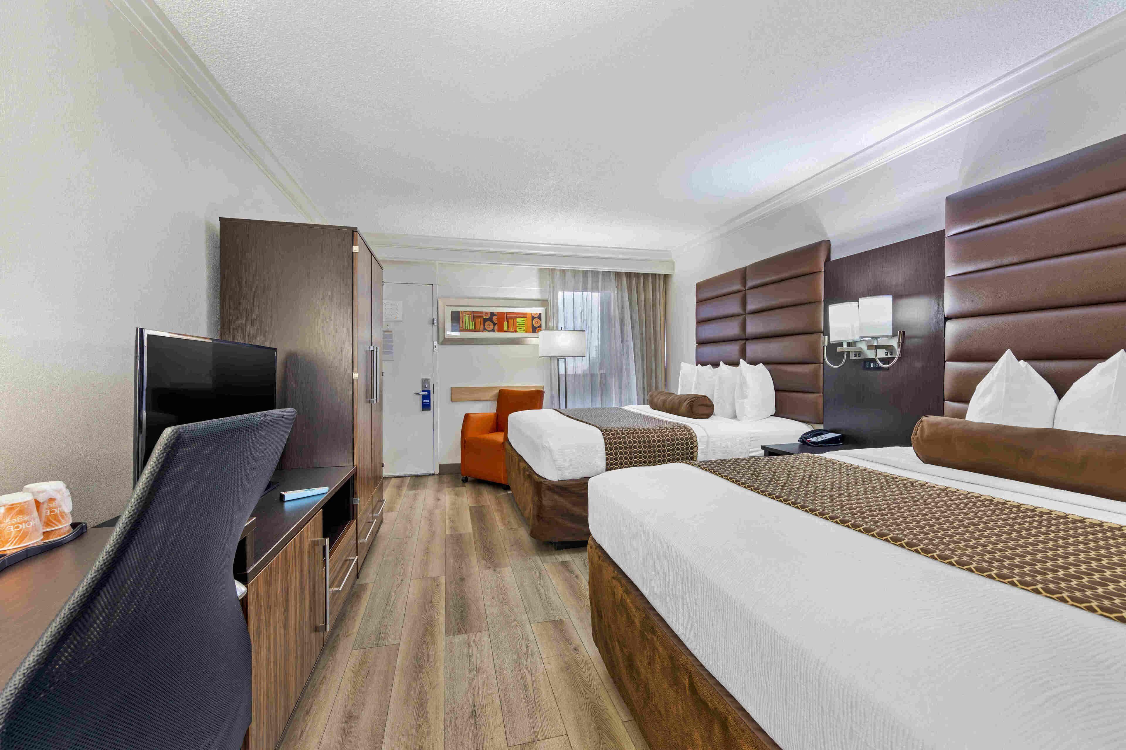 Queen Room Two Queen Beds
