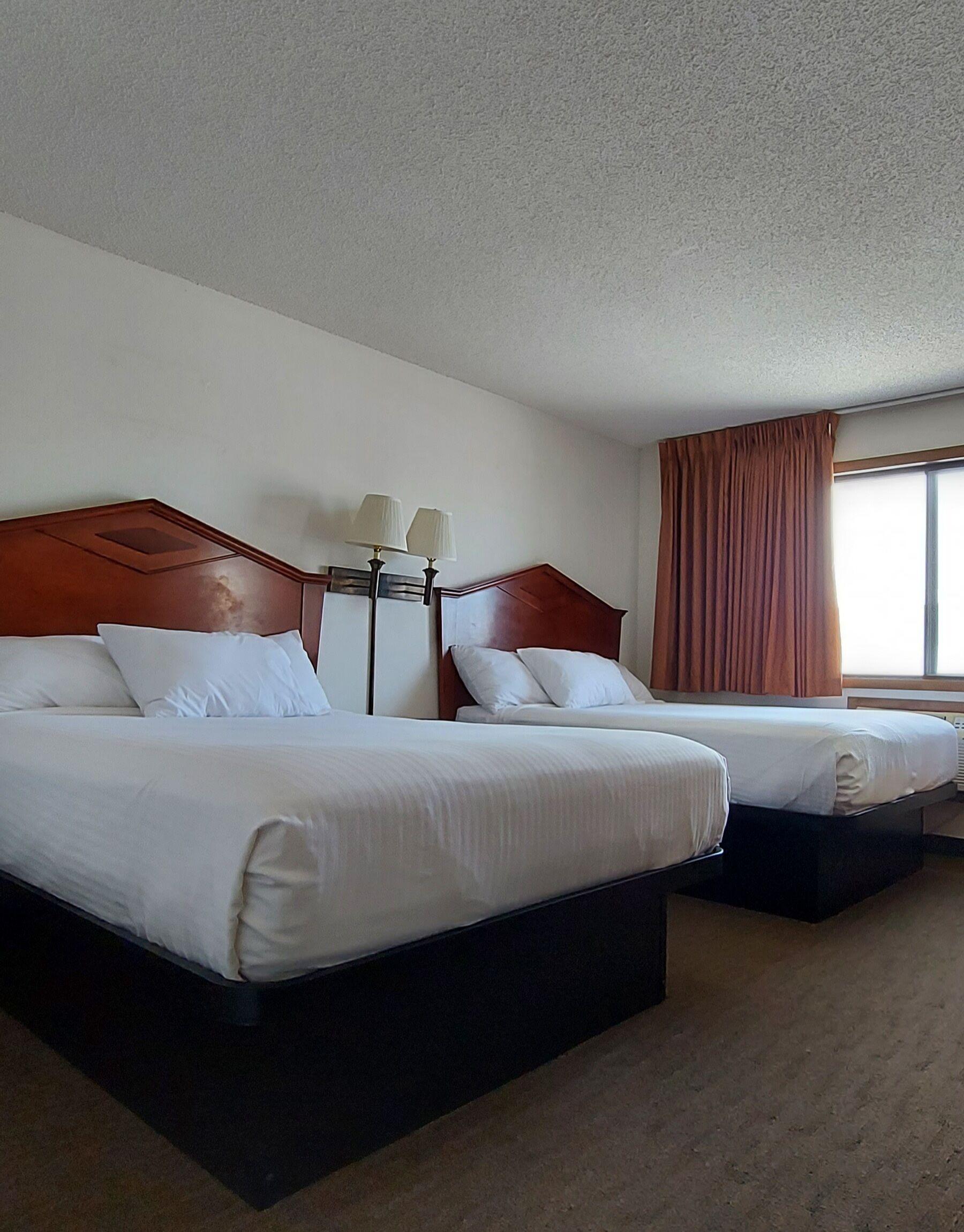 Queen Room Two Queen Beds Non-Smoking