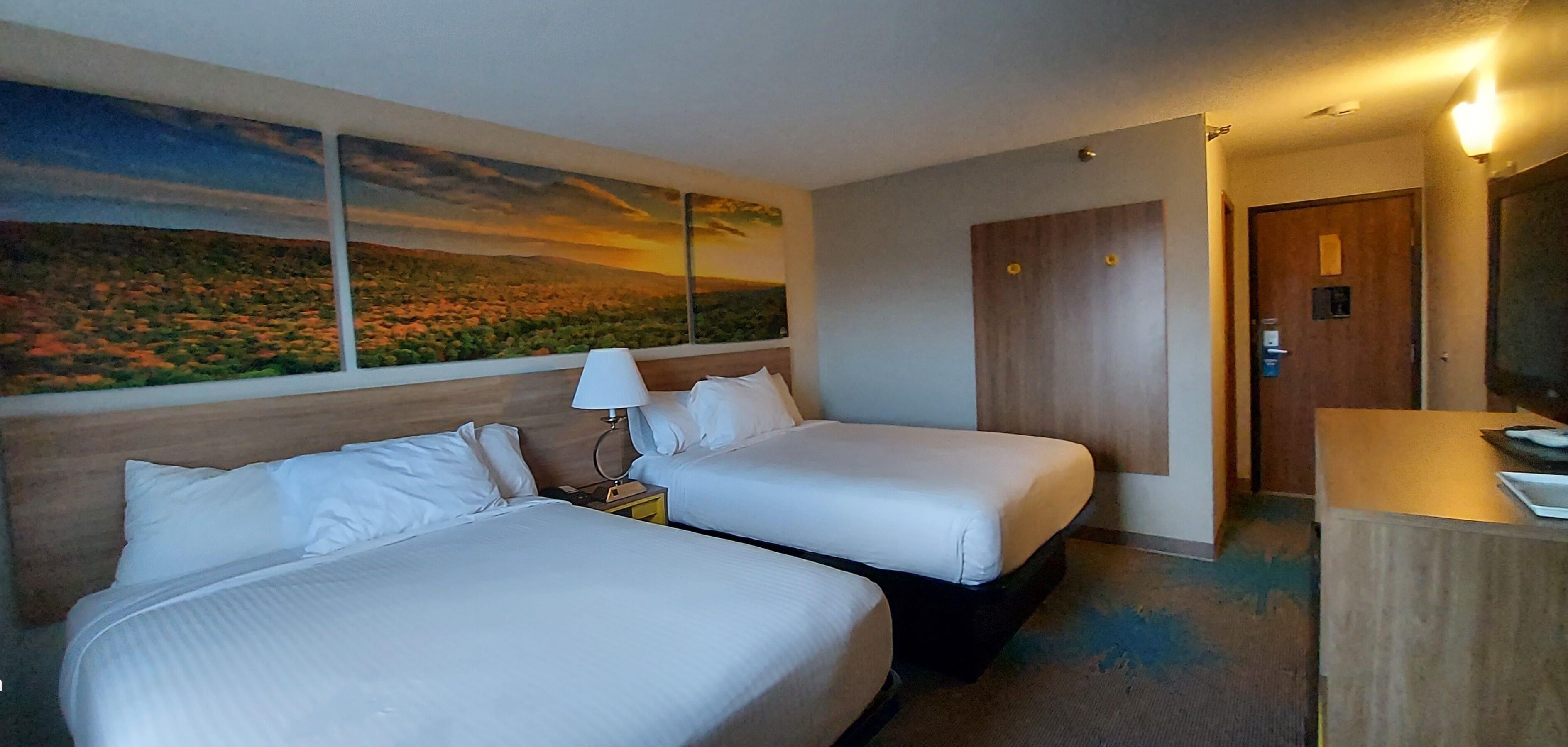 Queen Room Two Queen Beds Non-Smoking
