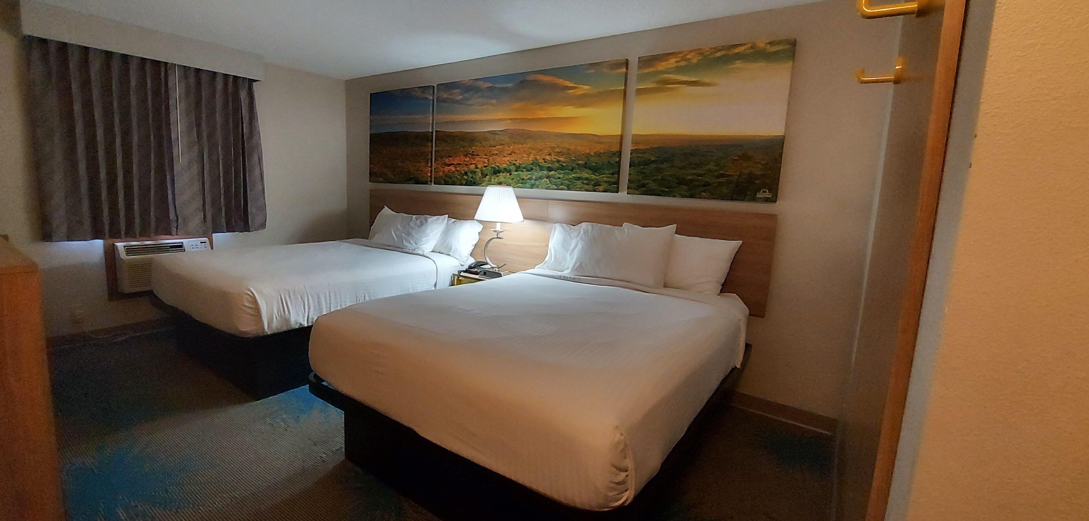 Queen Room Two Queen Beds Non-Smoking