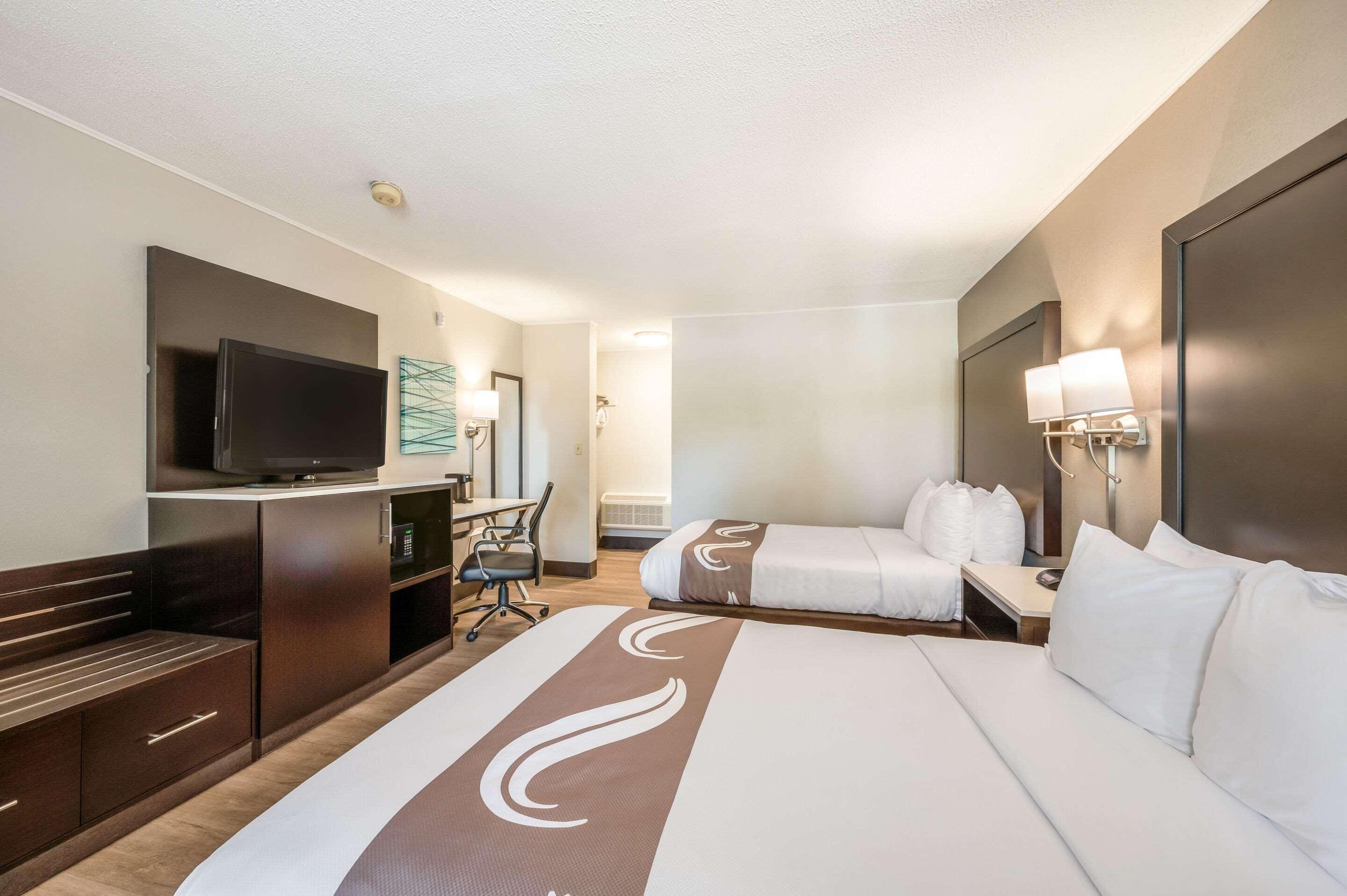 Standard Double Room Two Double Beds Non-Smoking