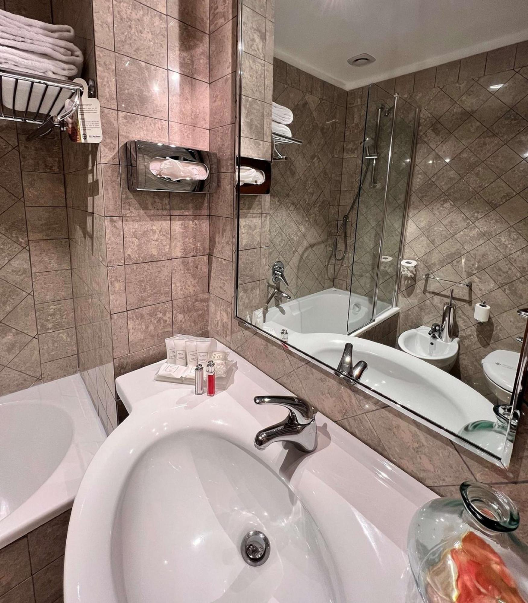 Comfort Twin Room