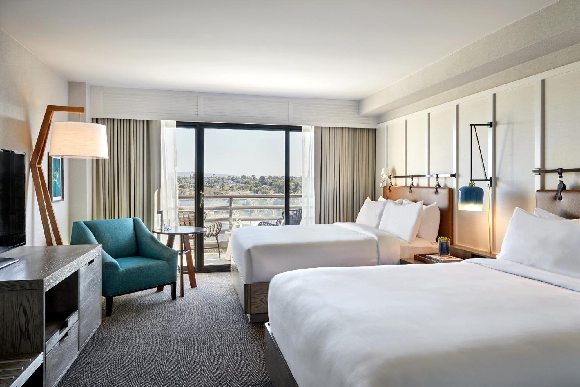 Balcony Queen Room Two Queen Beds Golf View