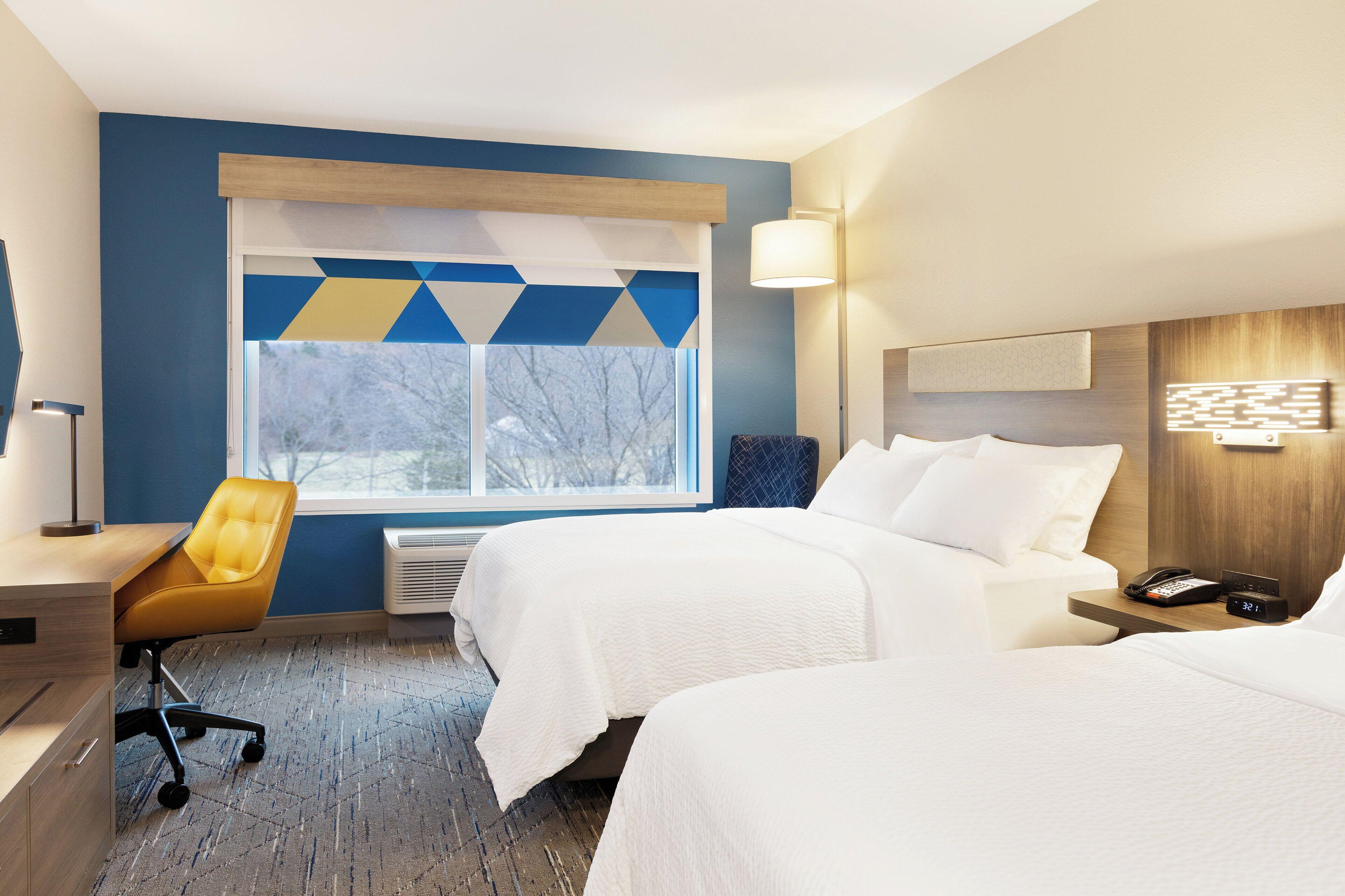 Standard Queen Room River View
