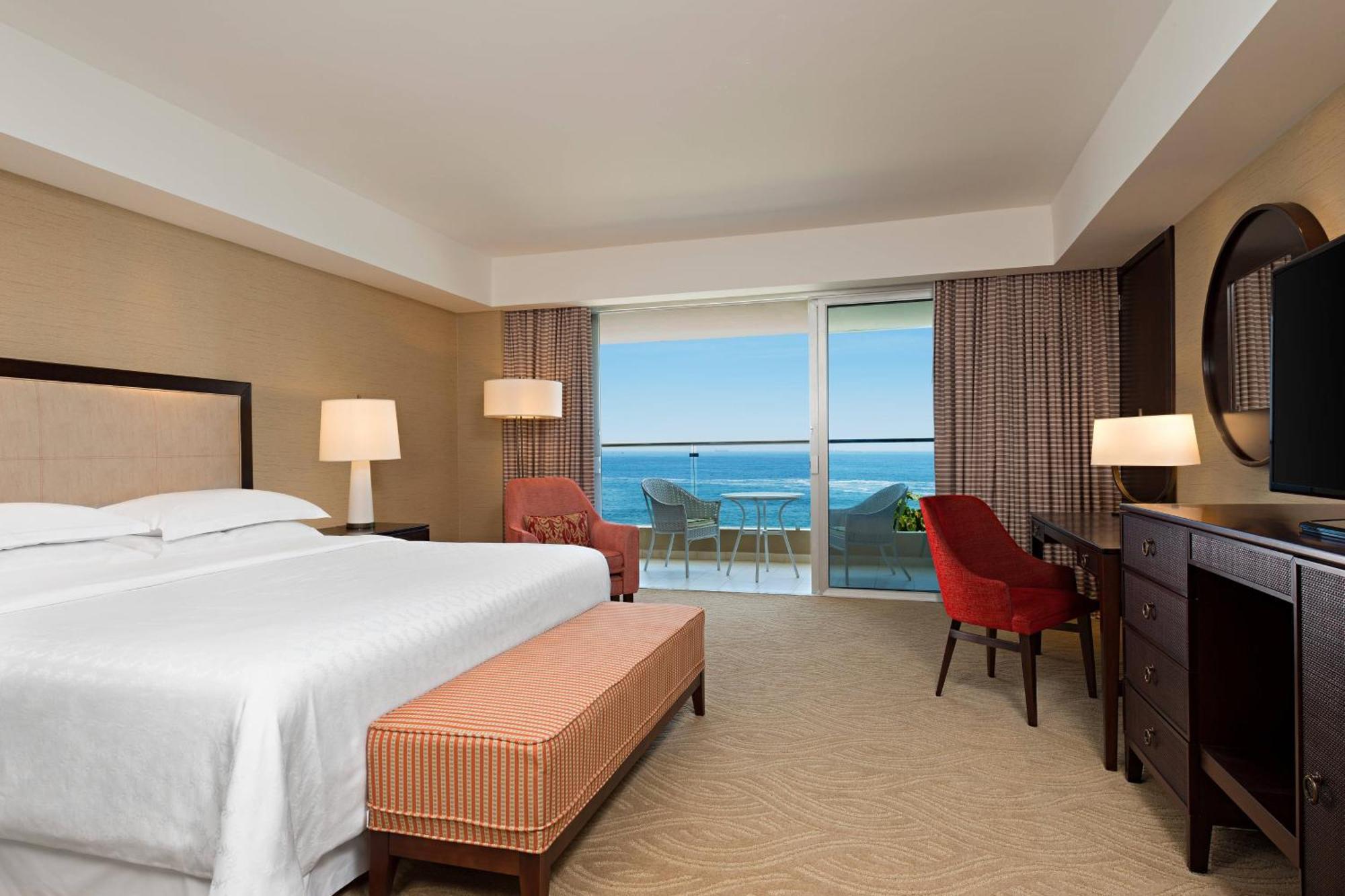 Duplex Suite Club lounge access 1 Bedroom Bi-level Suite