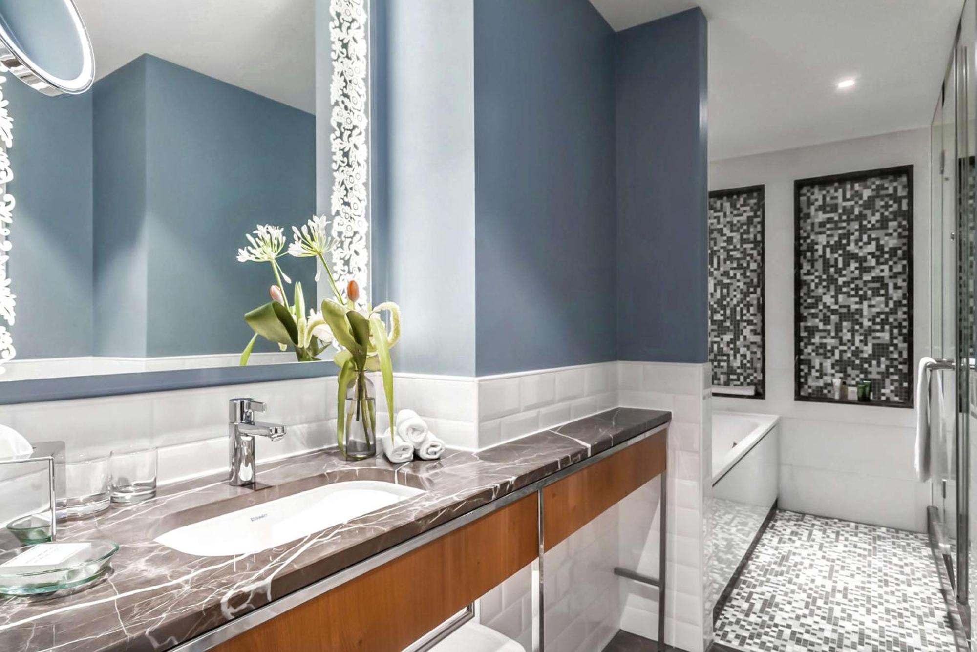 Executive King Room Private Garden