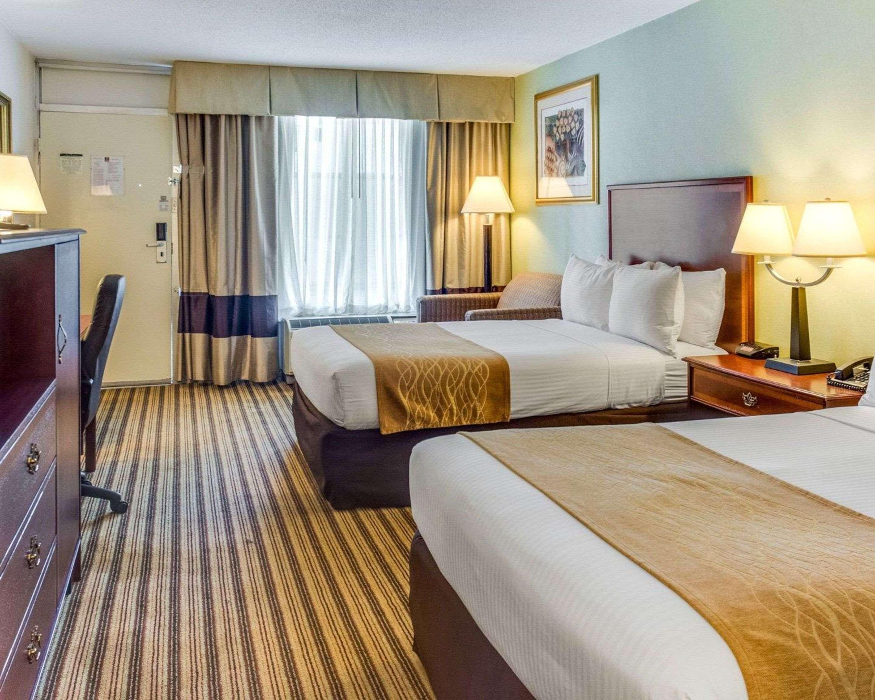 Double Room Two Double Beds Non-Smoking