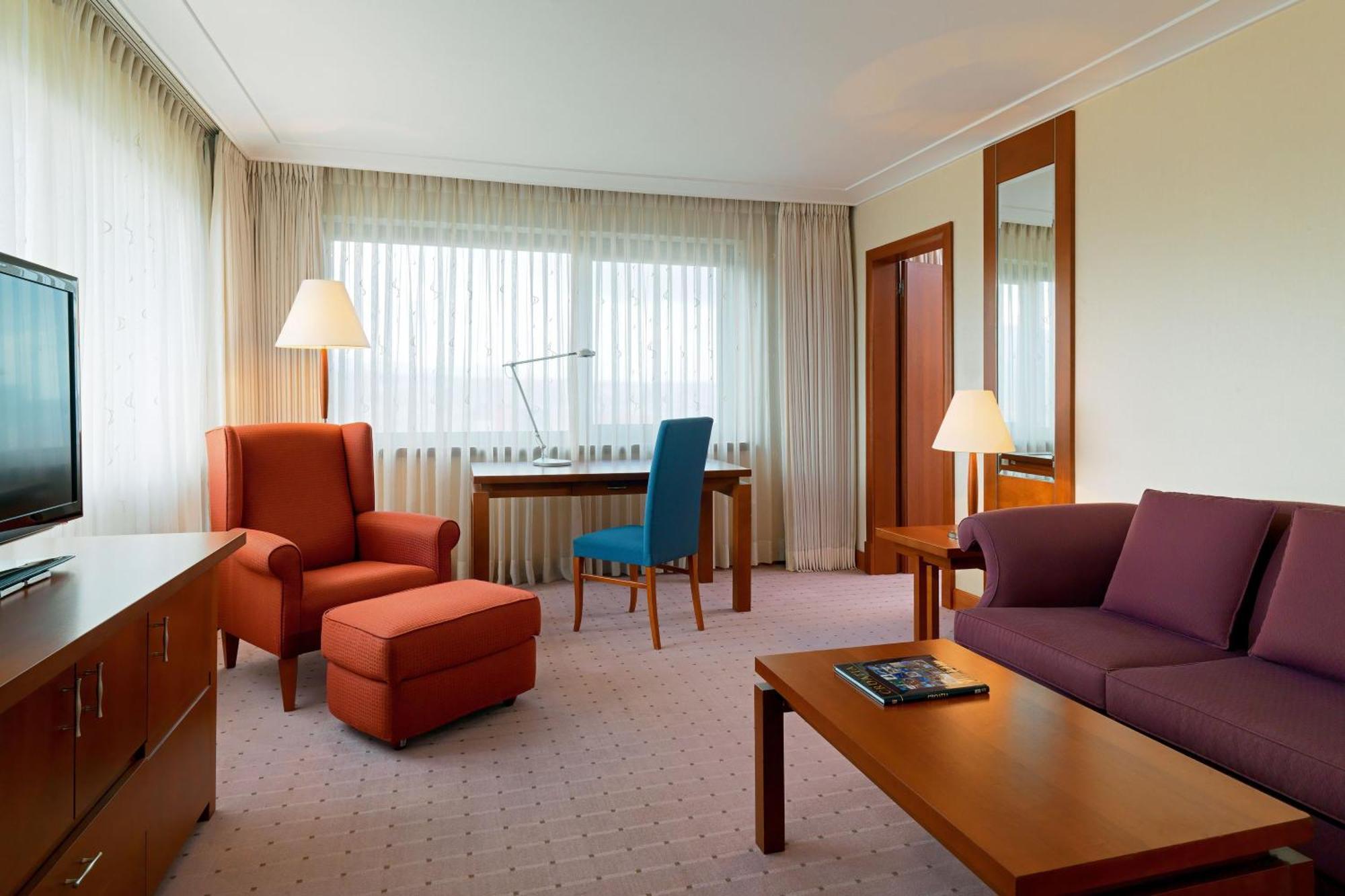 Executive Suite 1 Bedroom Executive Suite 1 King