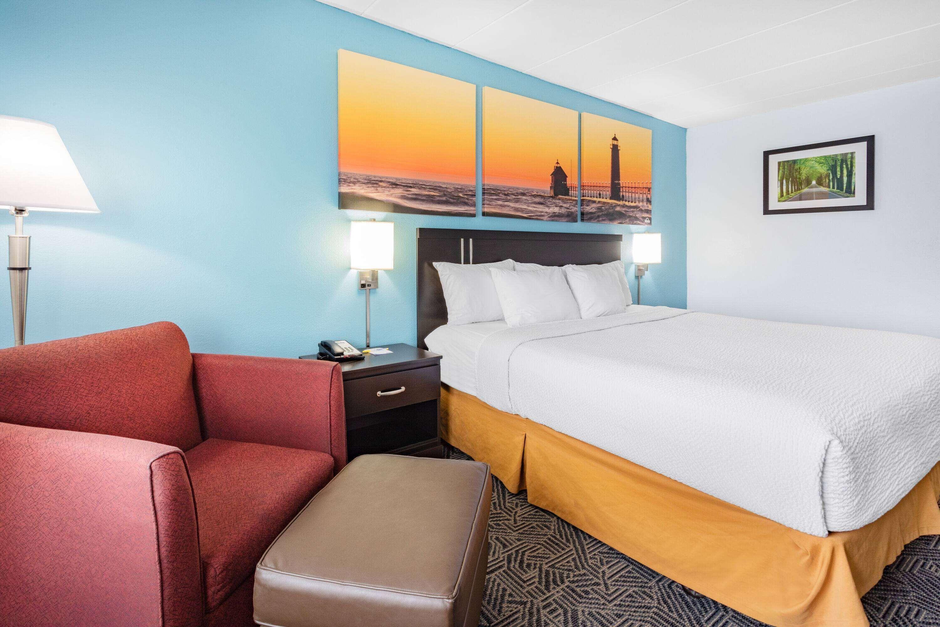 King Room Pet Friendly or Non-Smoking