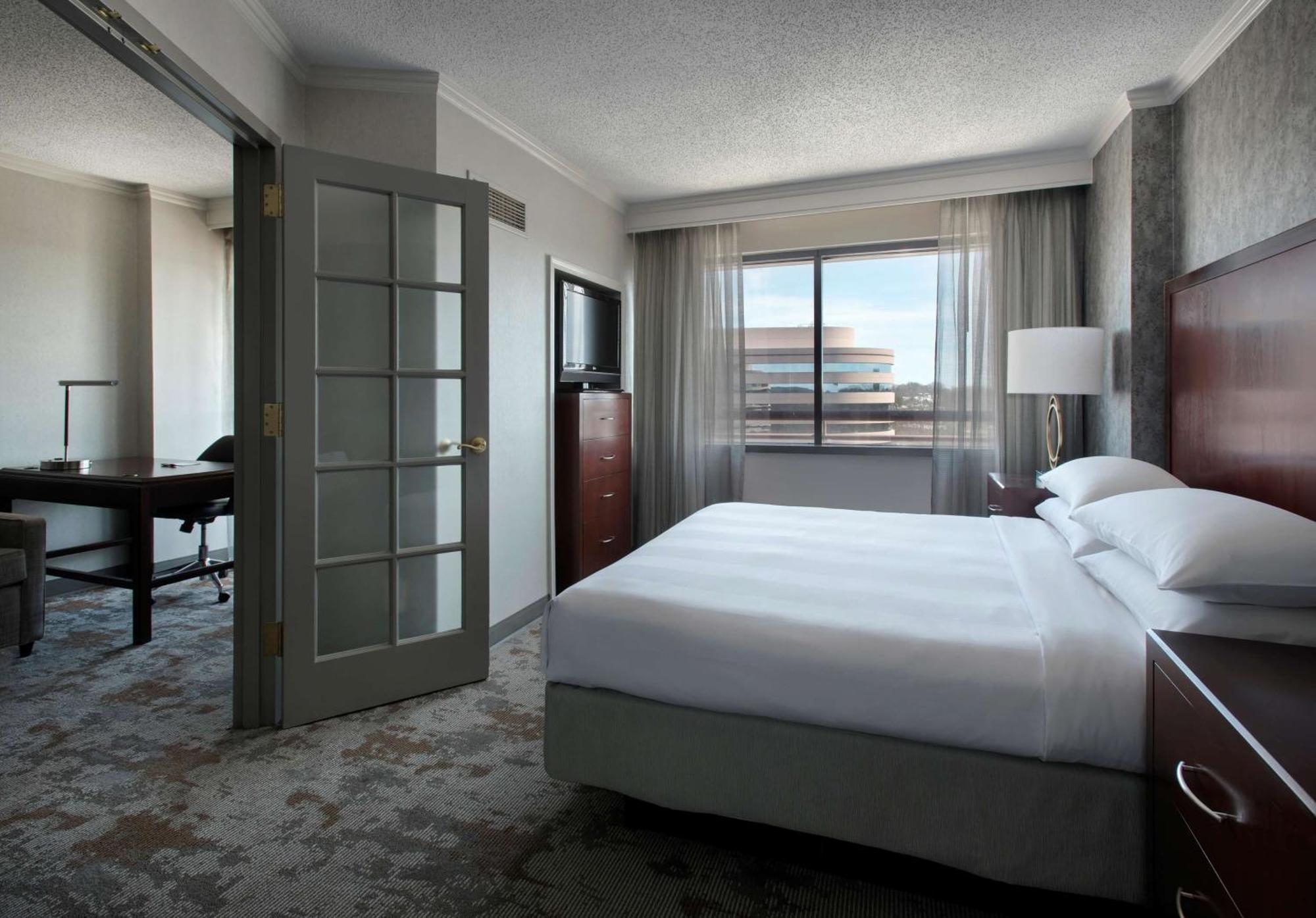 Two-Room King Suite High Floor