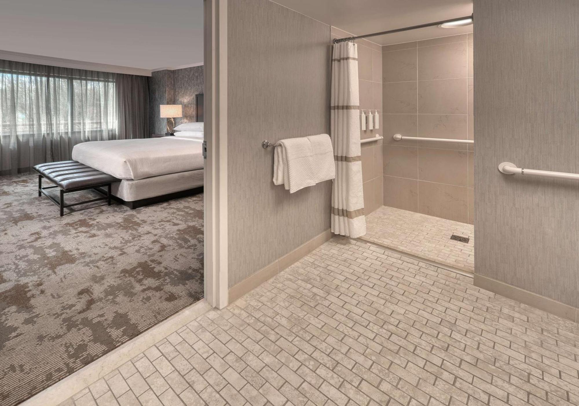 King Suite Roll Shower Mobility Access