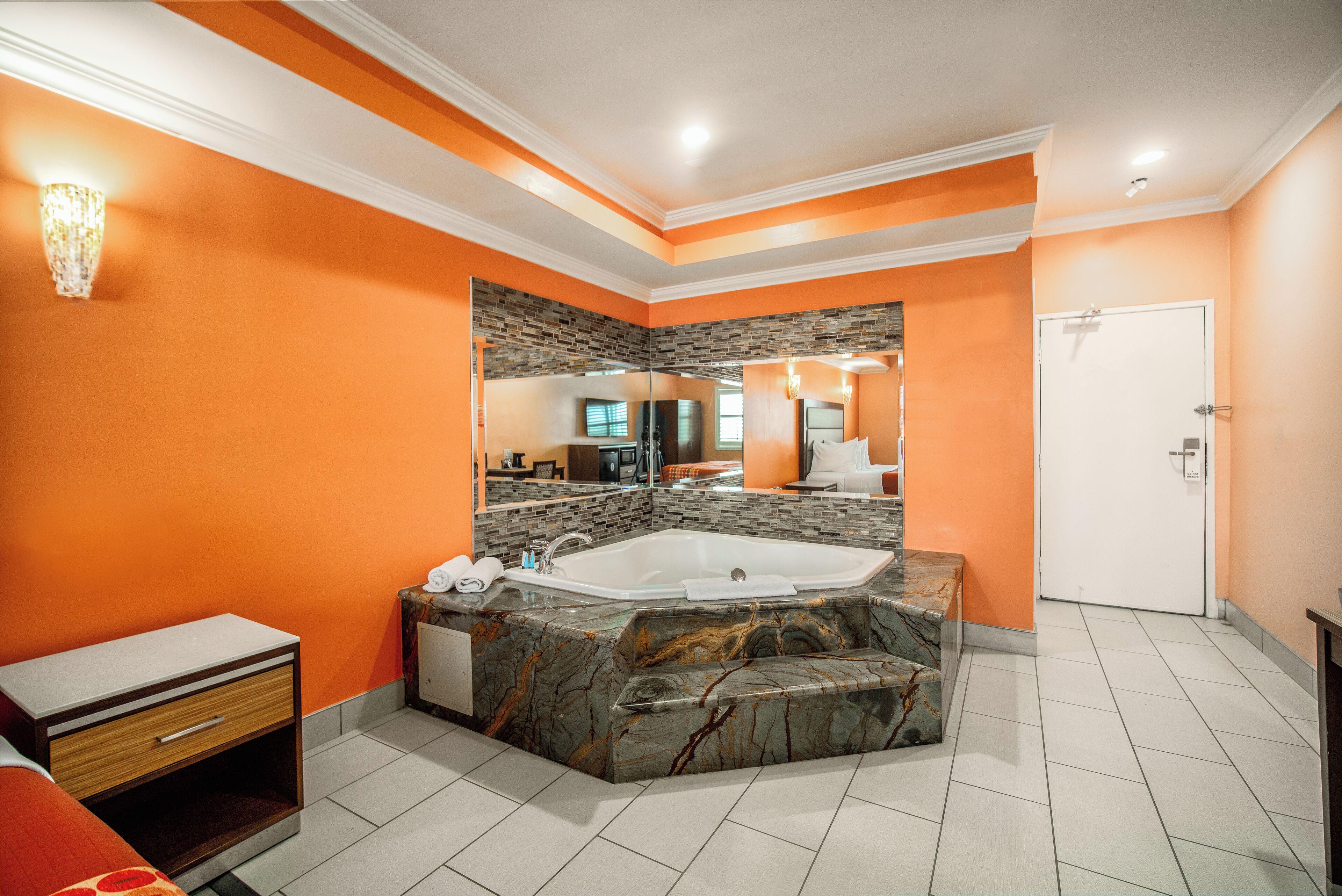 King Room Hot Tub Non-Smoking