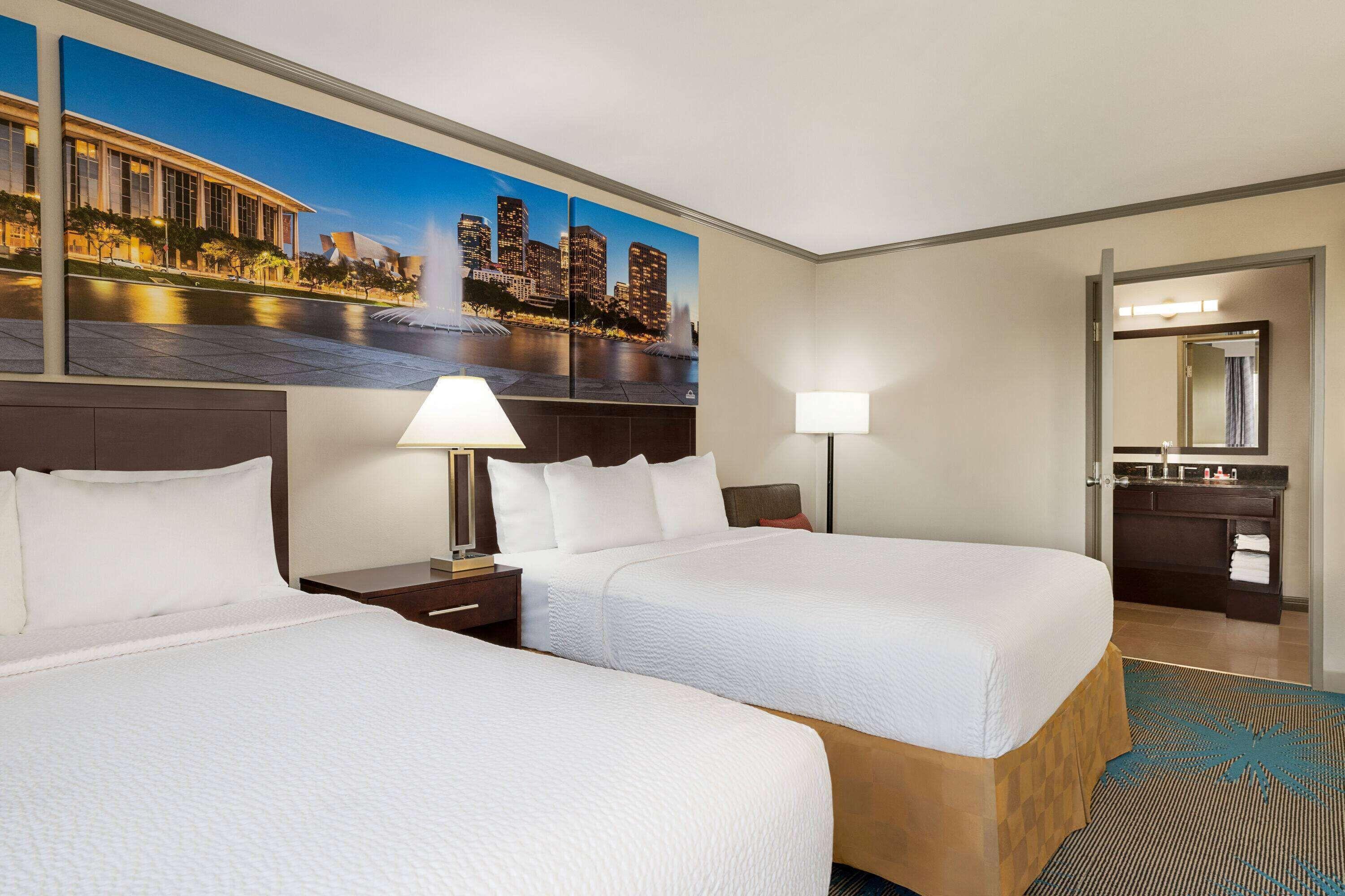 Studio Suite Two Queen Beds Non-Smoking