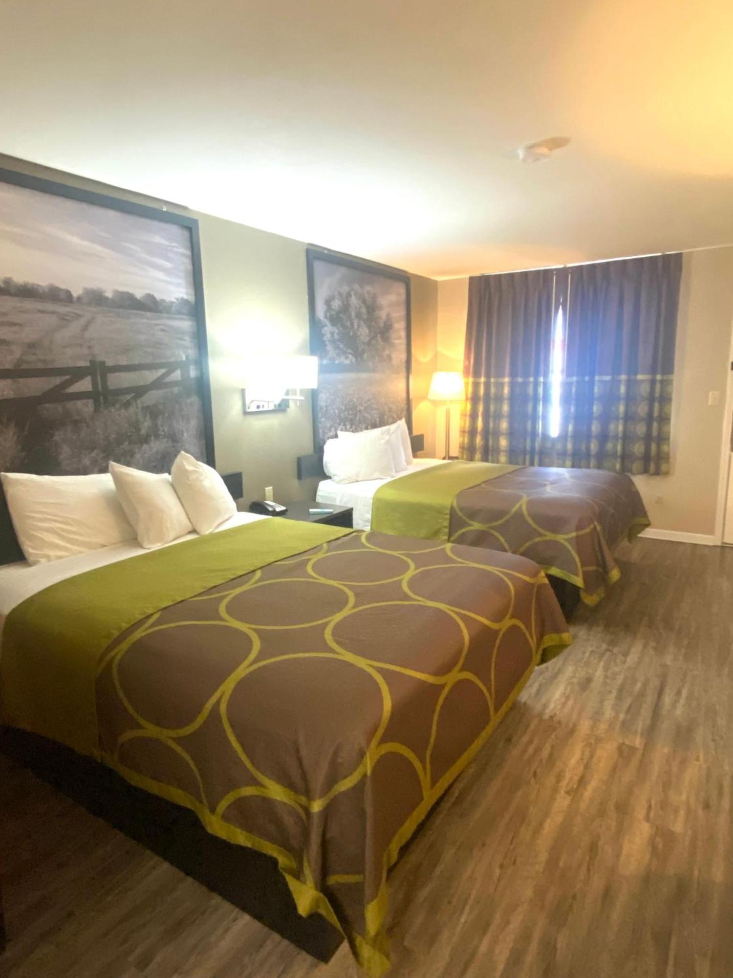 Queen Room Two Queen Beds Roll Shower Mobility Accessible or Non-Smoking