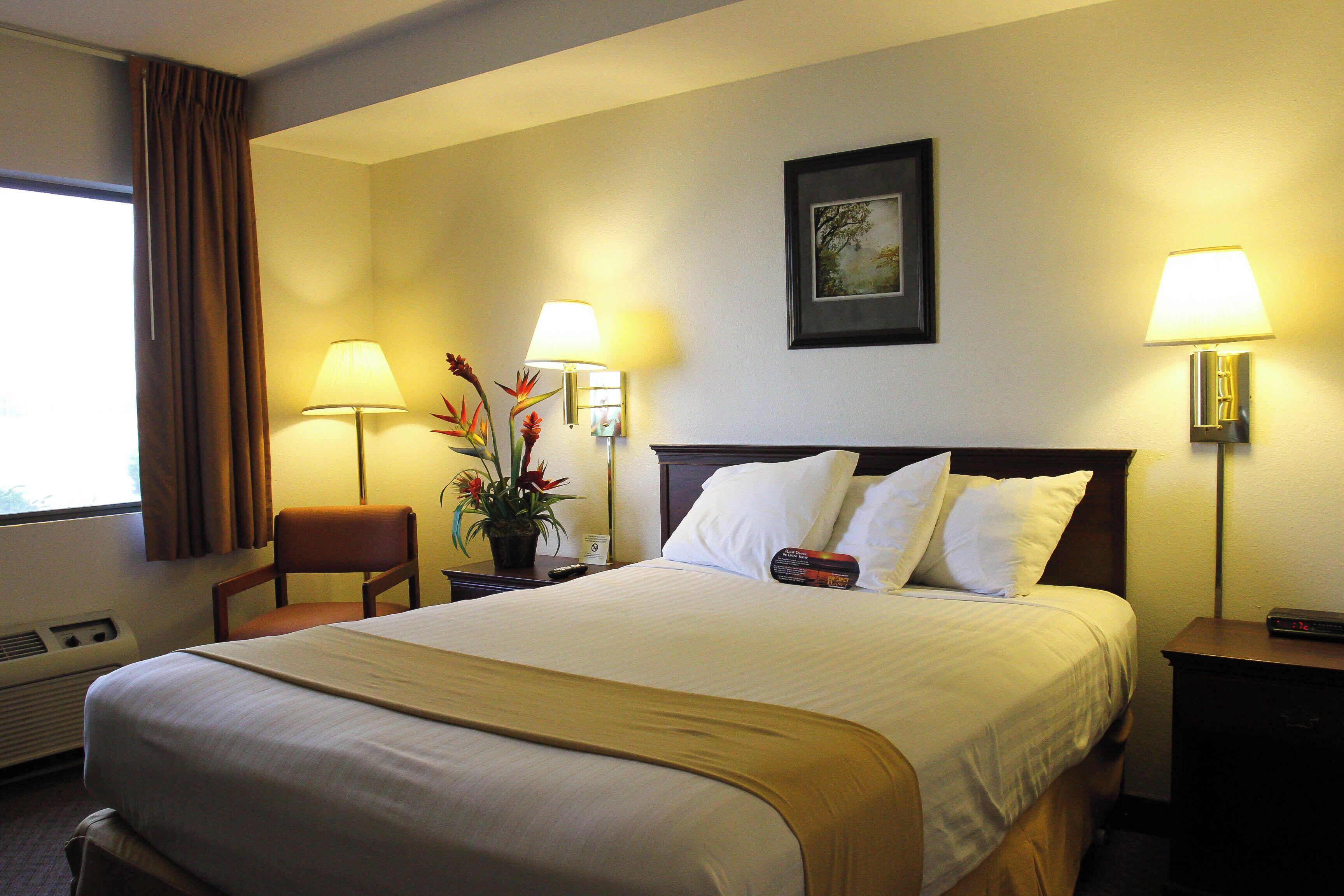 Queen Room