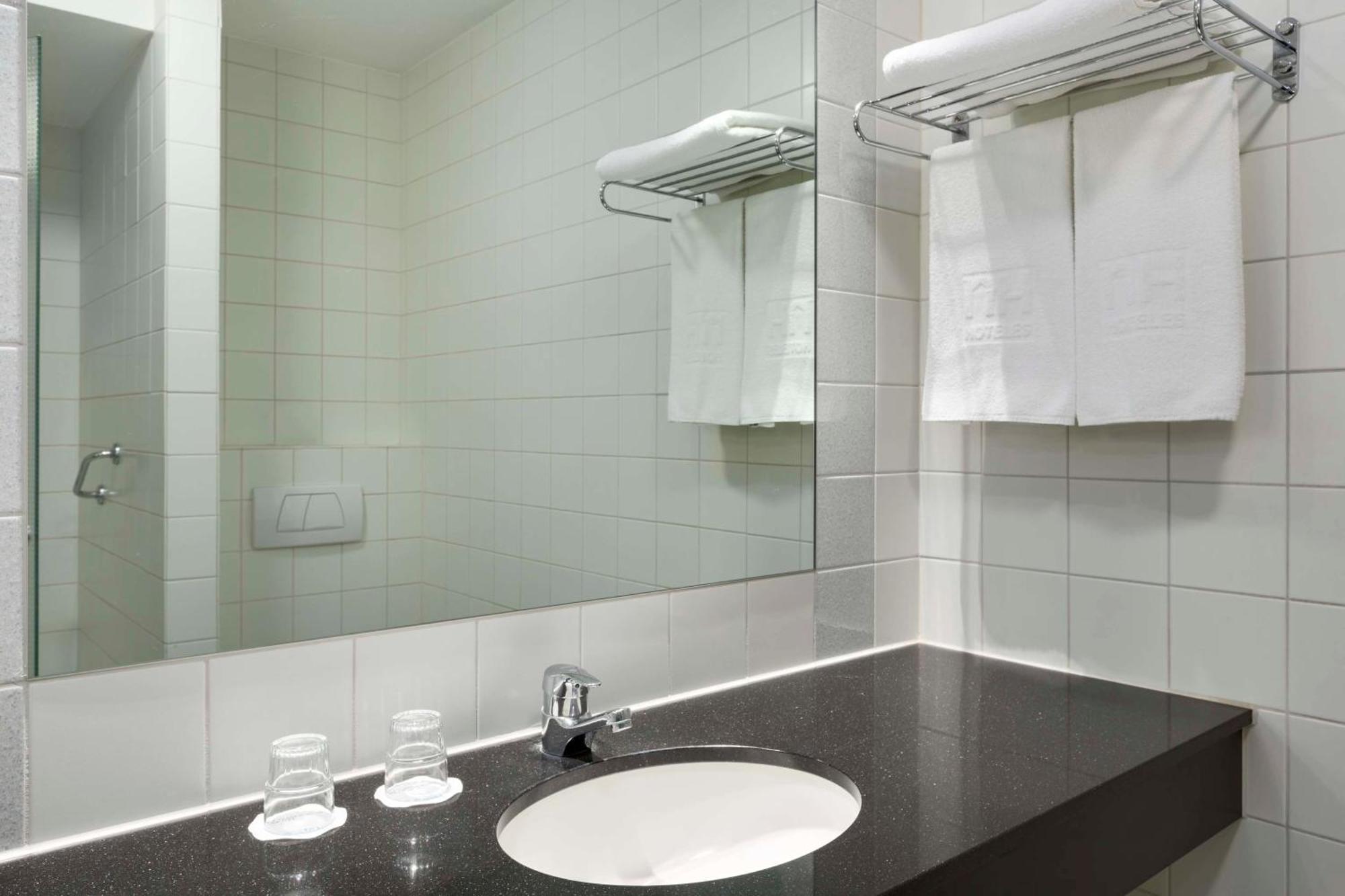 Standard Basic Room