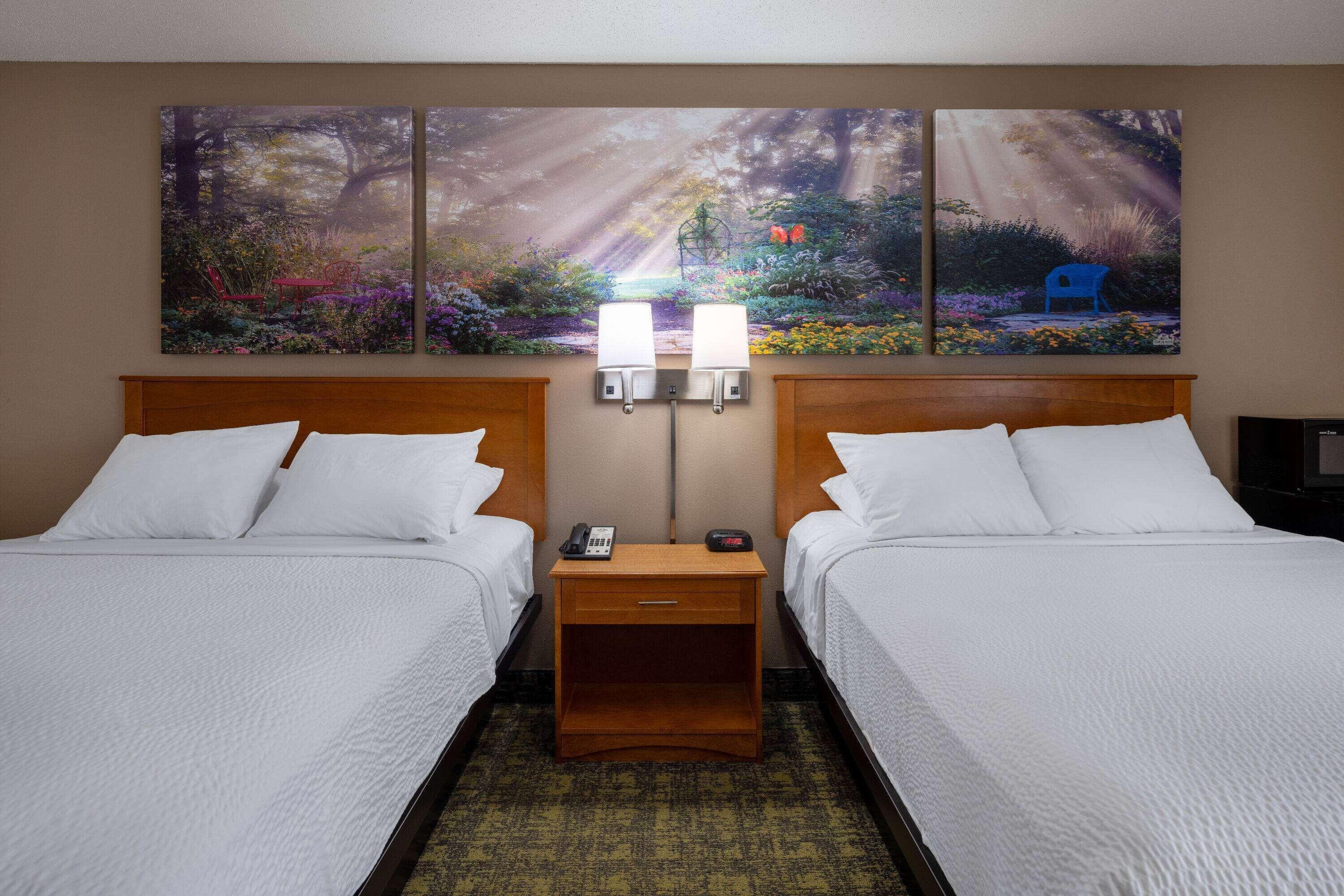 Queen Room Two Queen Beds Non-Smoking