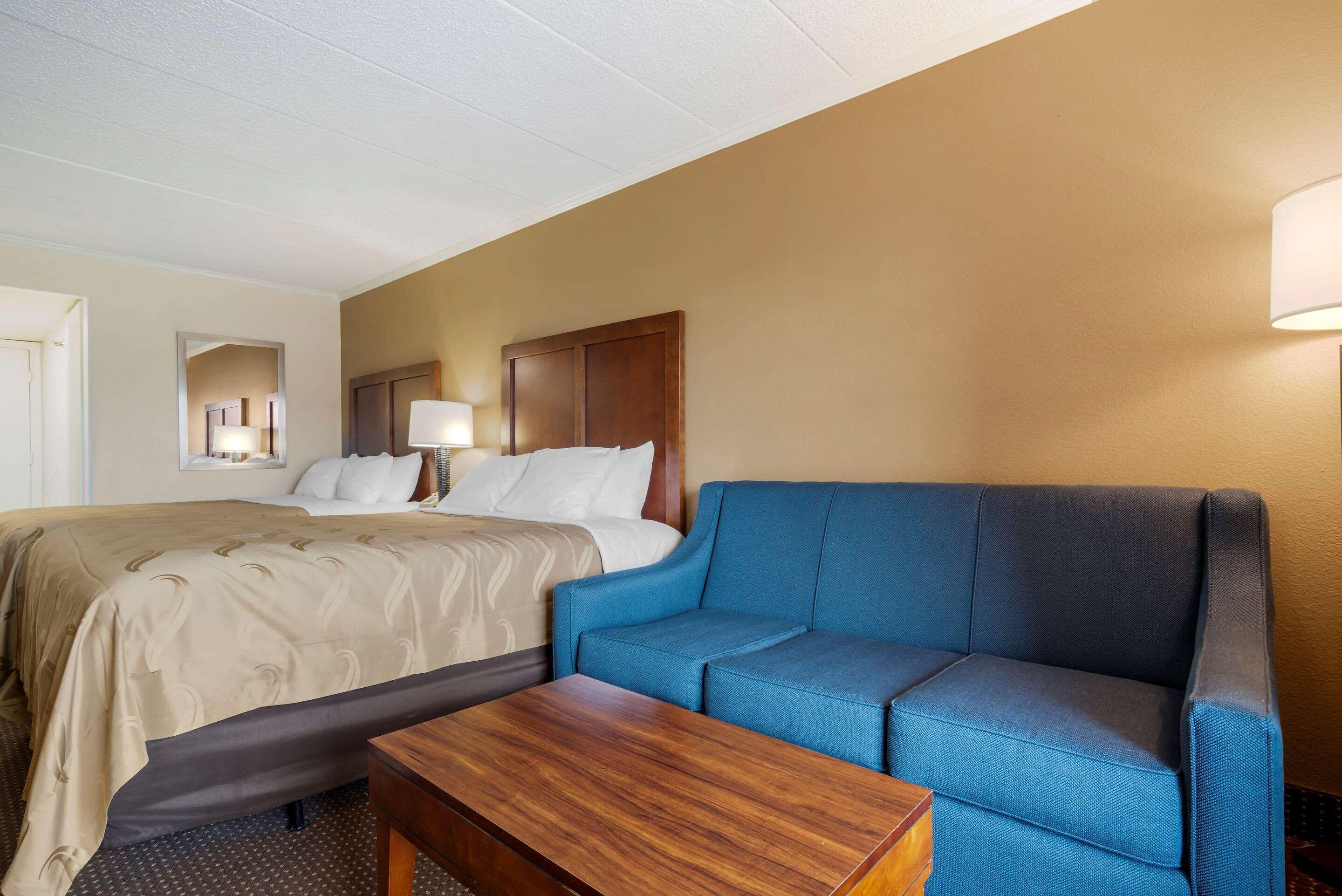 Efficiency Queen Room Two Queen Beds Non-Smoking