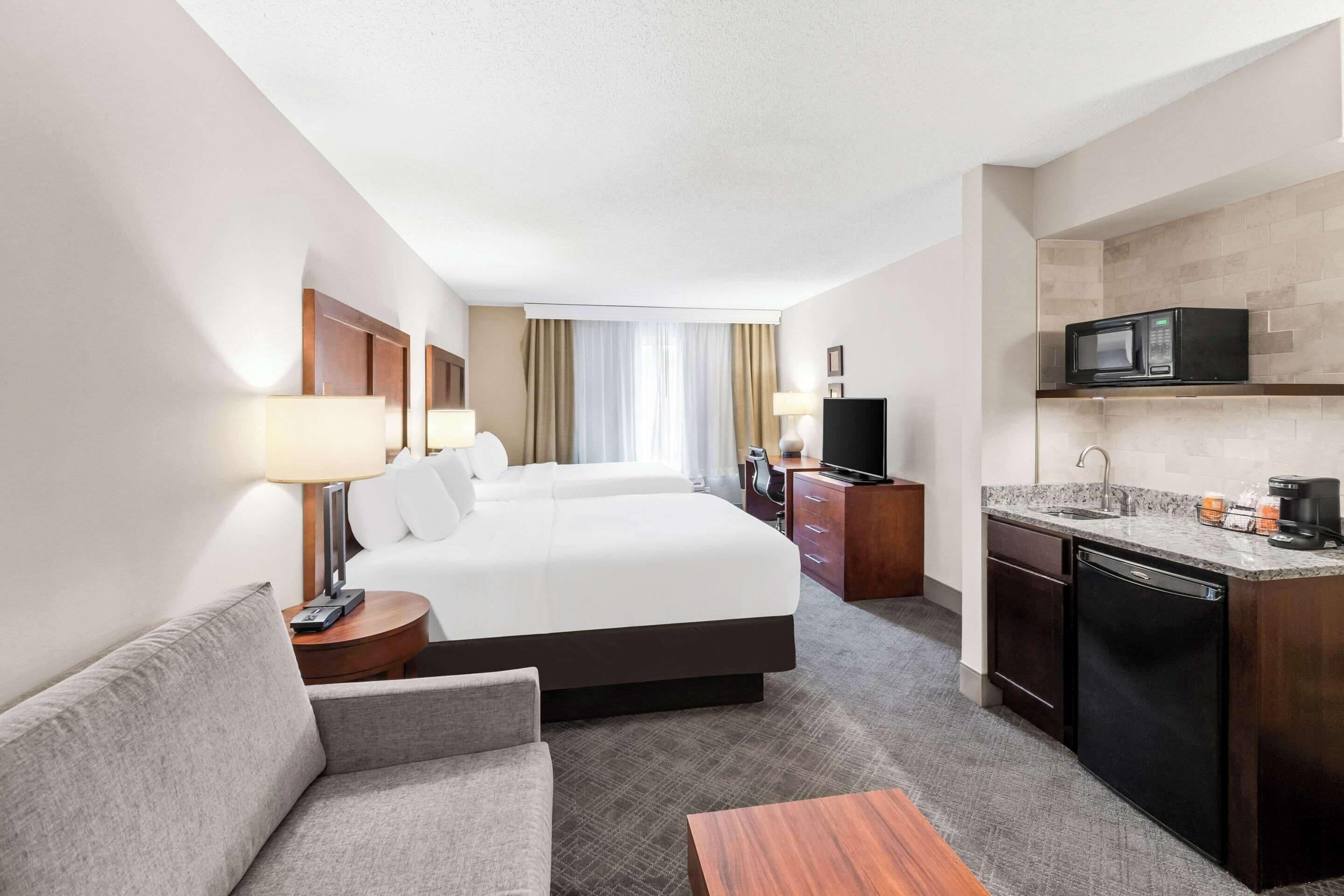 Superior Queen Suite Two Queen Beds Non-Smoking
