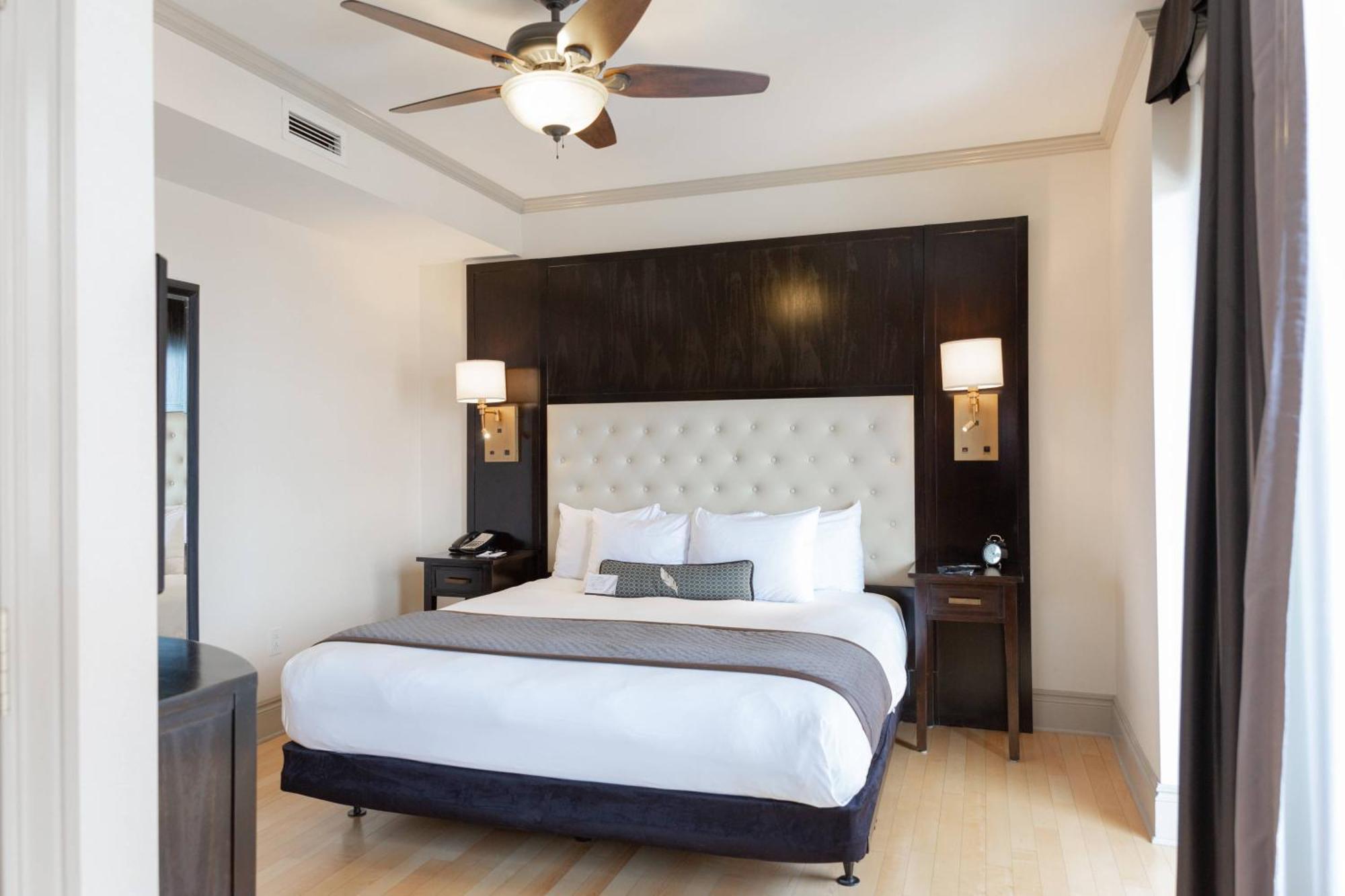 One-Bedroom Junior Suite One King Bed