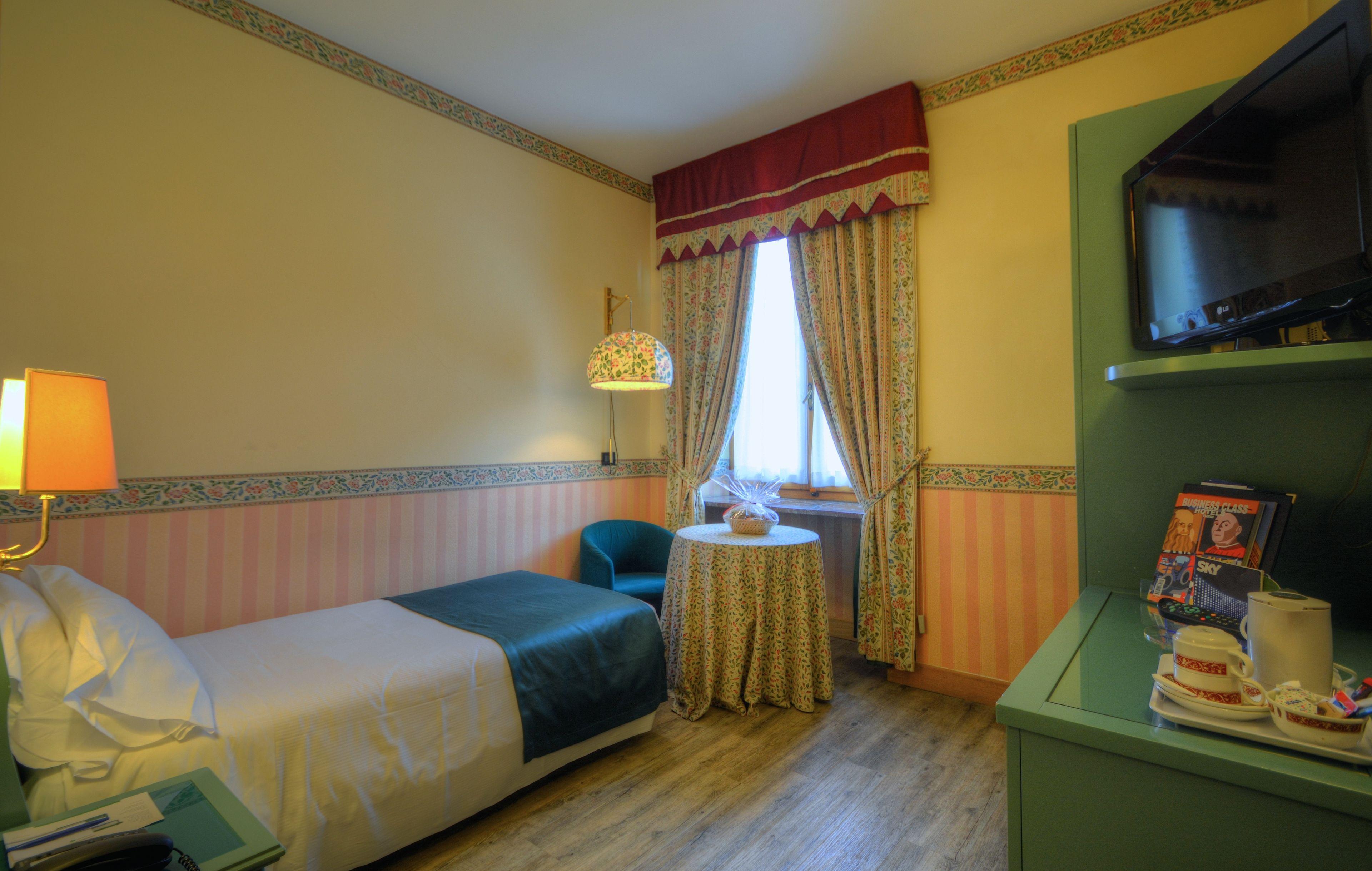 Standard Single Room,1706669714:JPEG