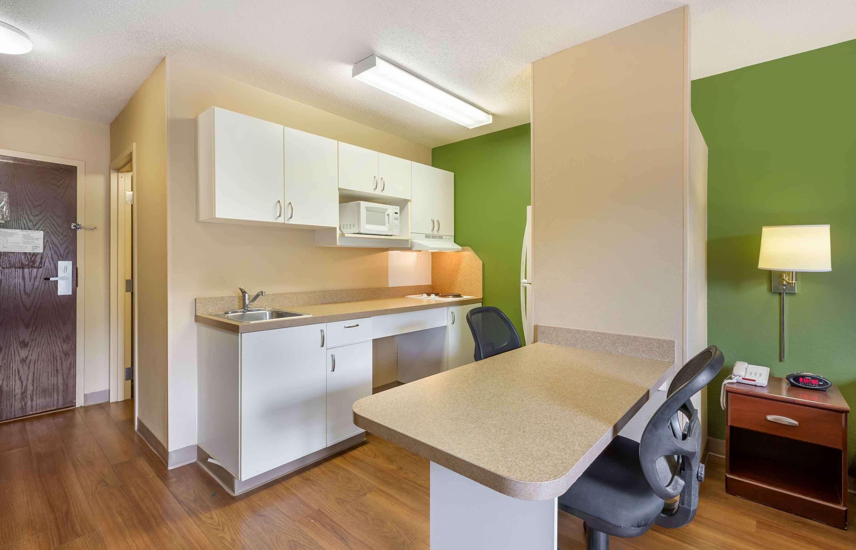 Studio 2 Double Beds Non-Smoking