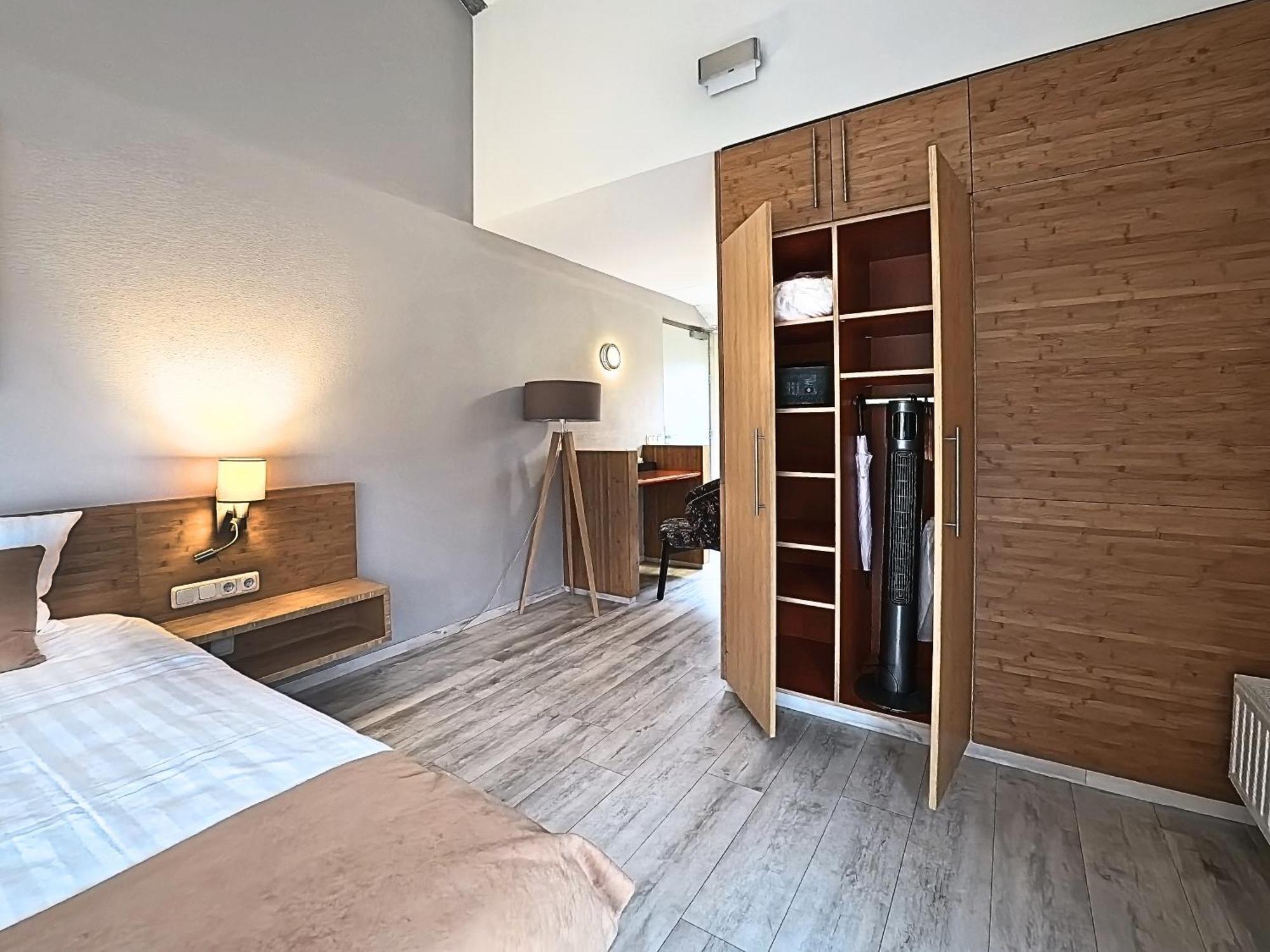 Deluxe Double Room Balcony dog allowed ONLY on request