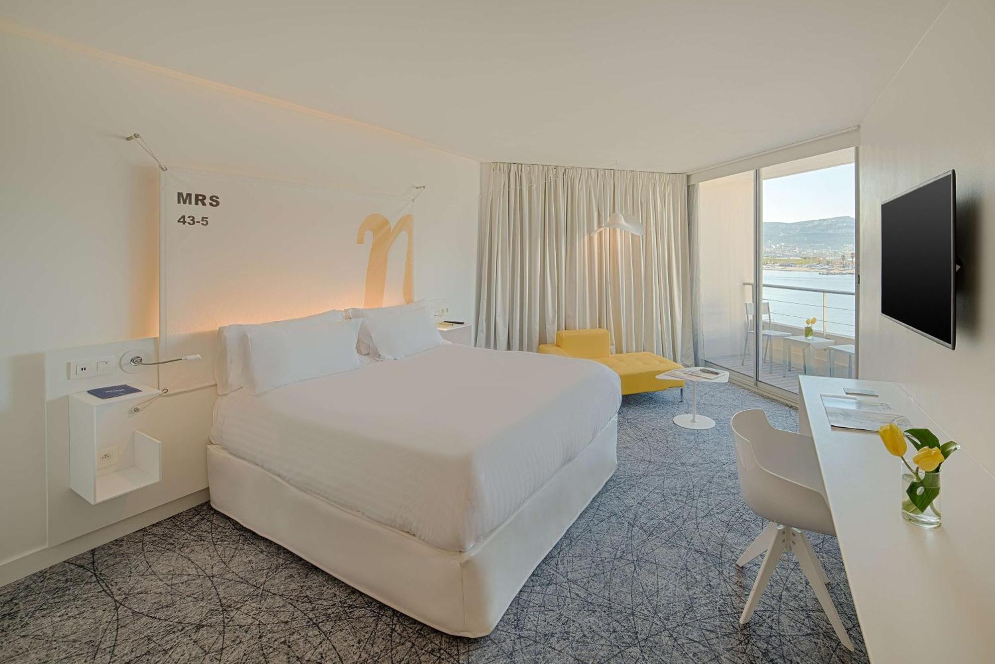 nhow Junior Suite Sea View