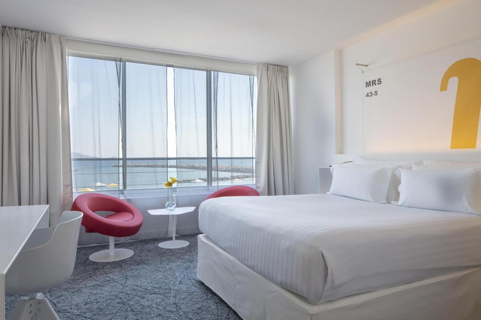 Nhow Sea View Room