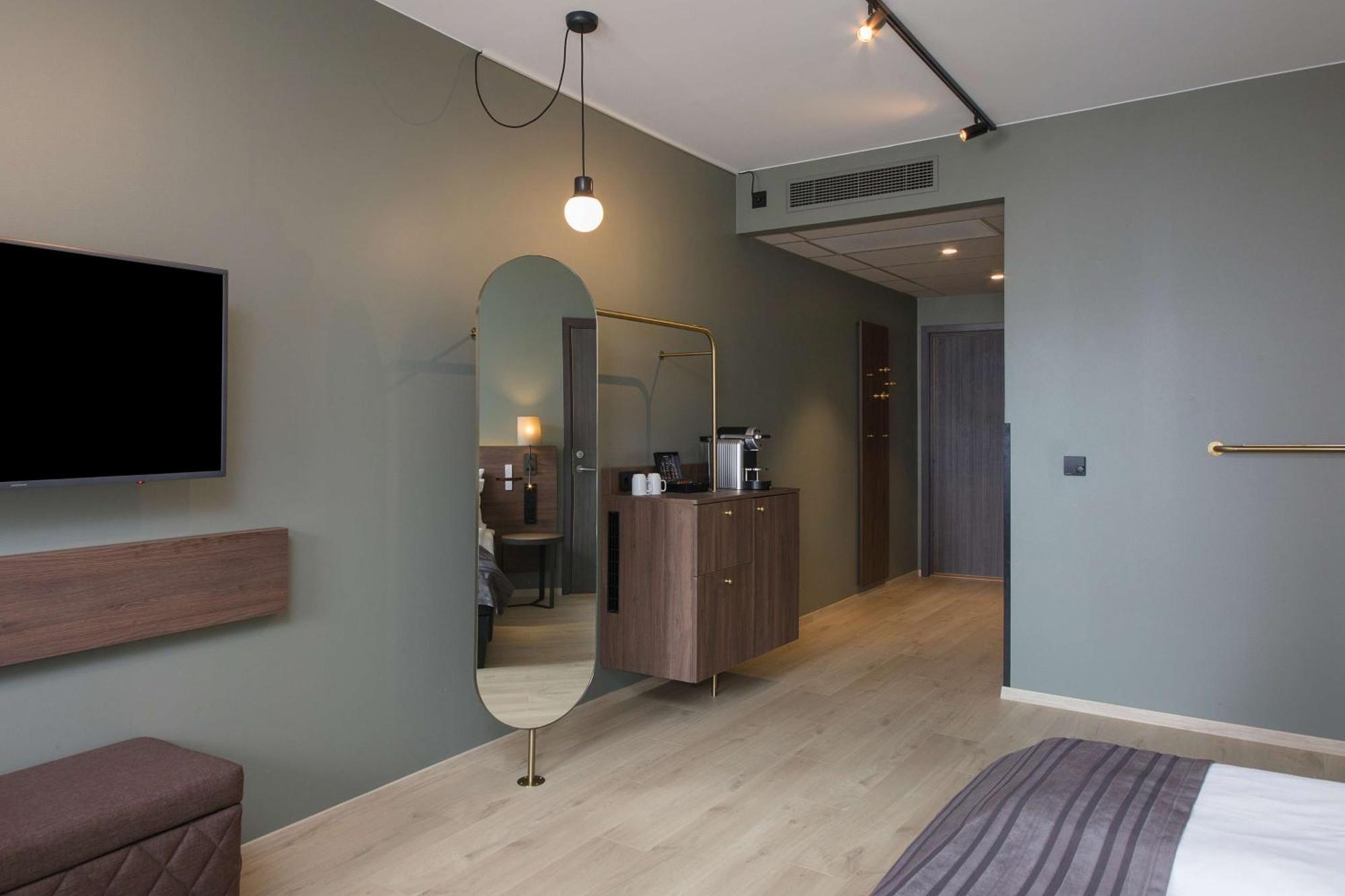 King Room