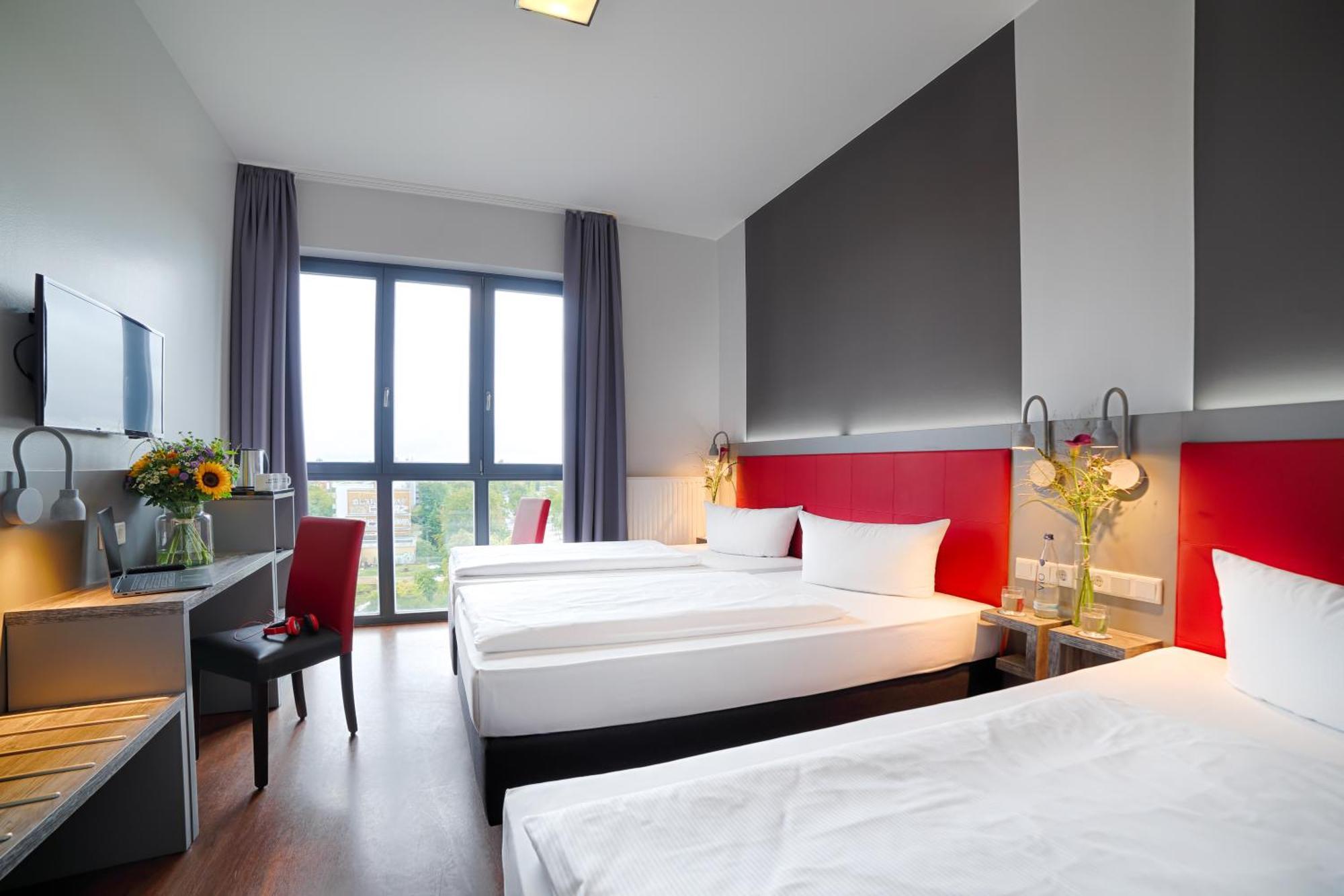 Comfort Triple Room