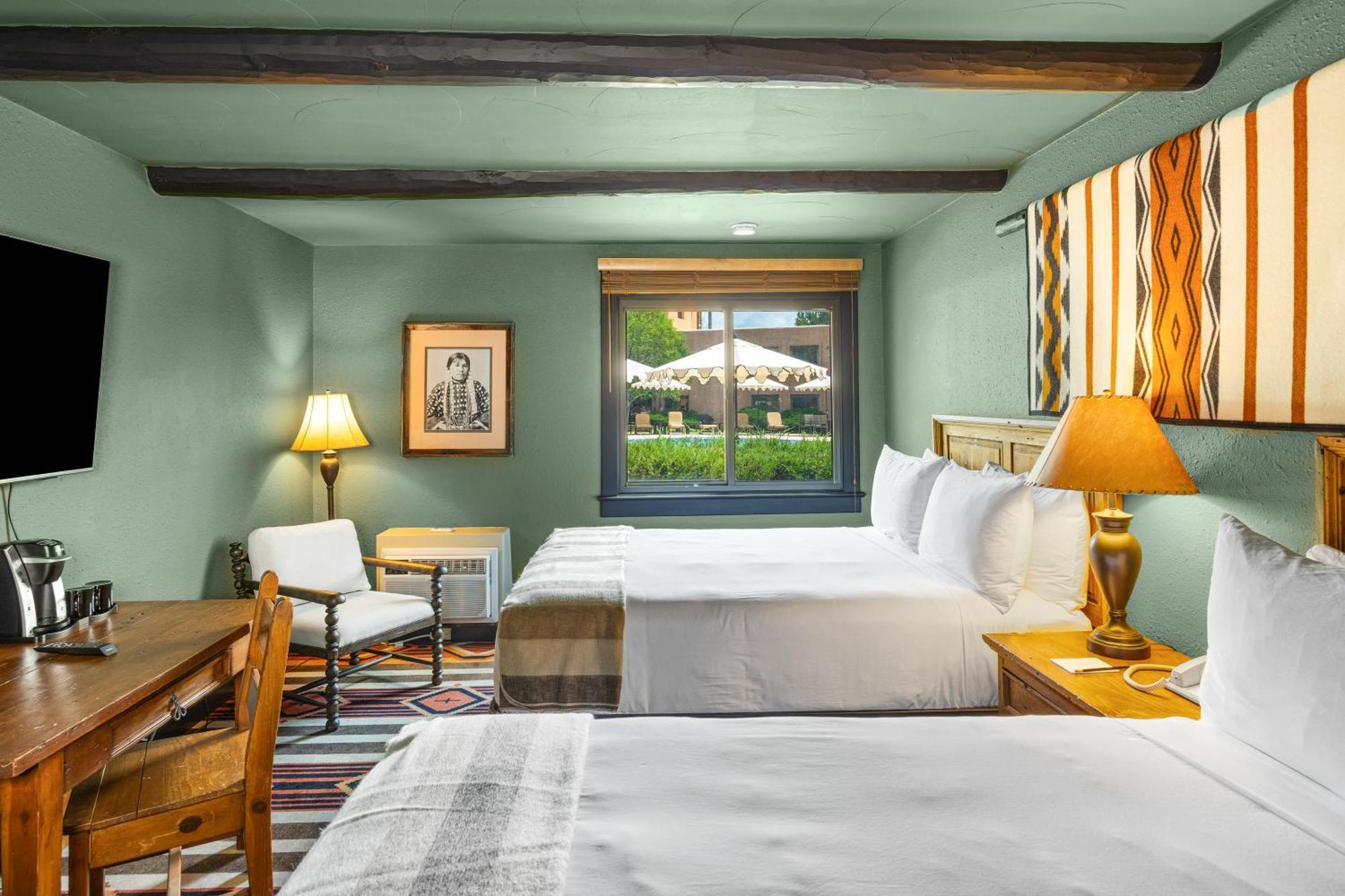 Queen Room Two Queen Beds