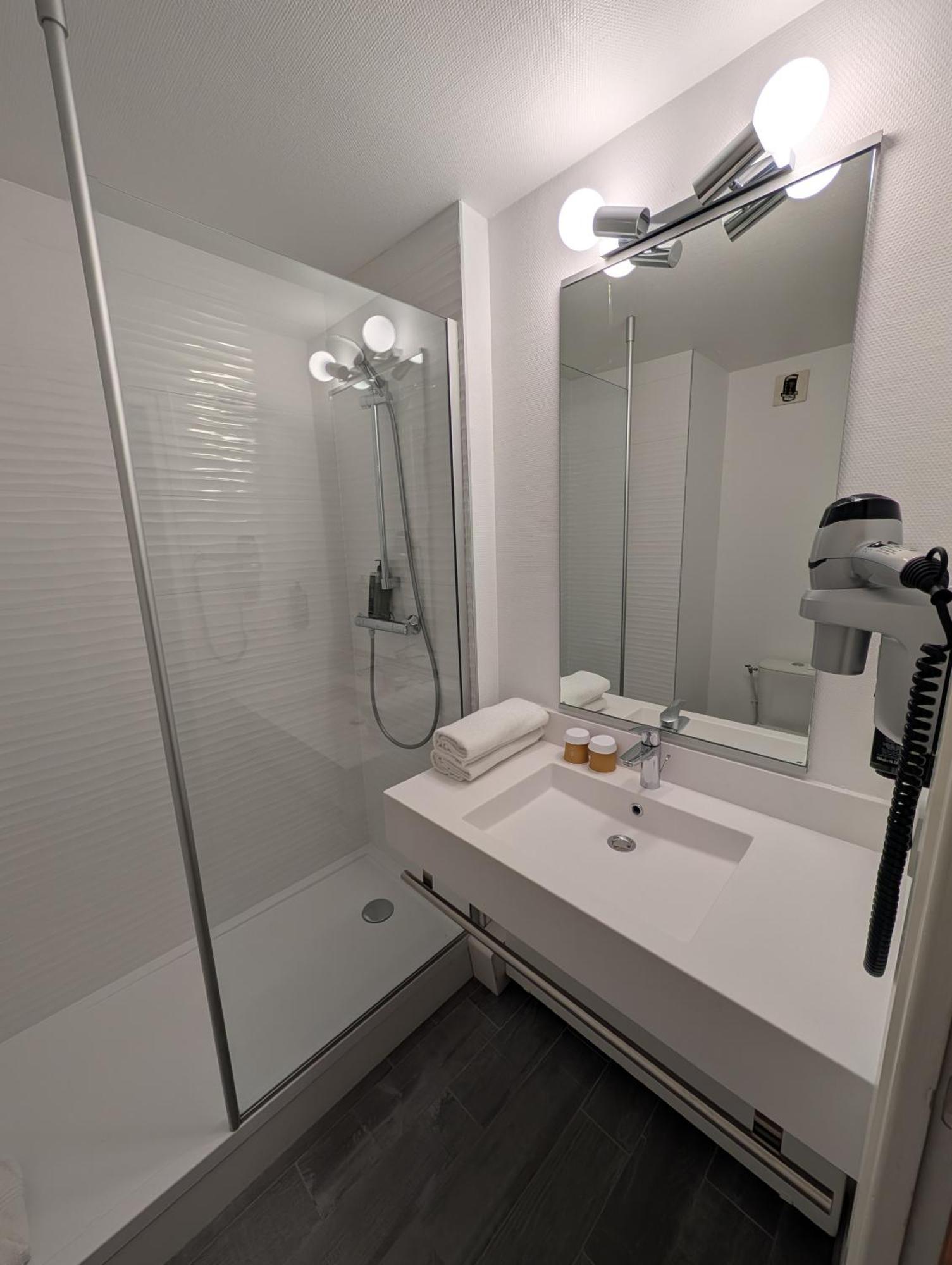 Standard Room 1 Double Bed
