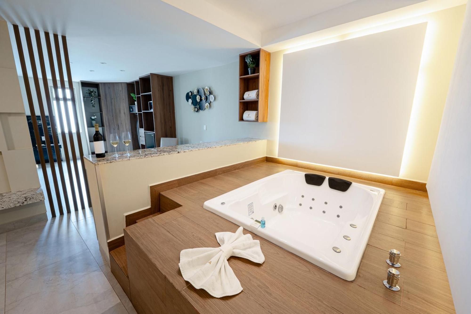 Superior King Suite