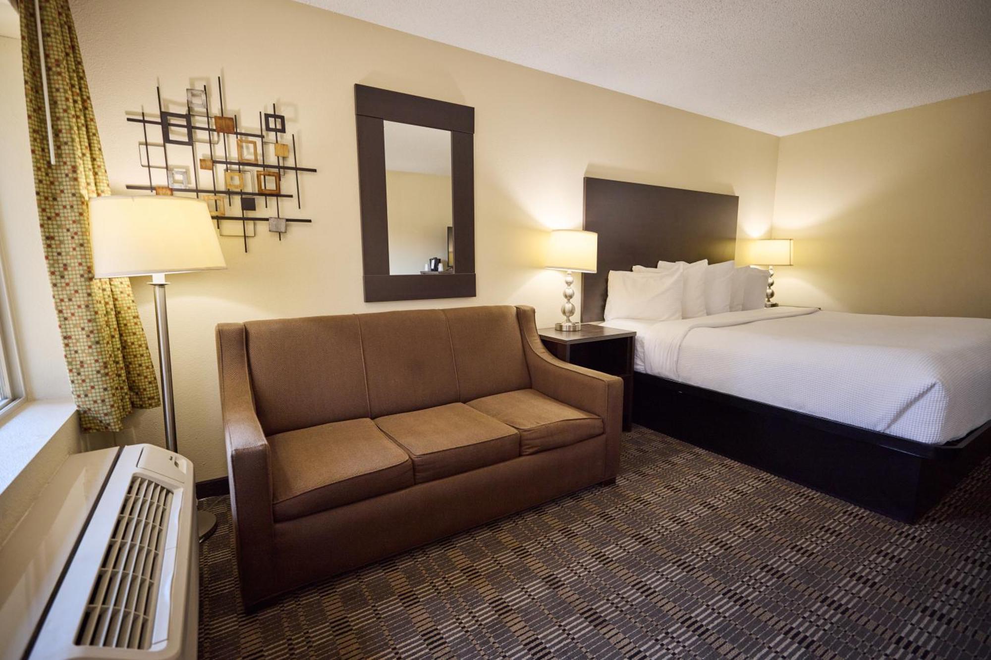 Deluxe Queen Room