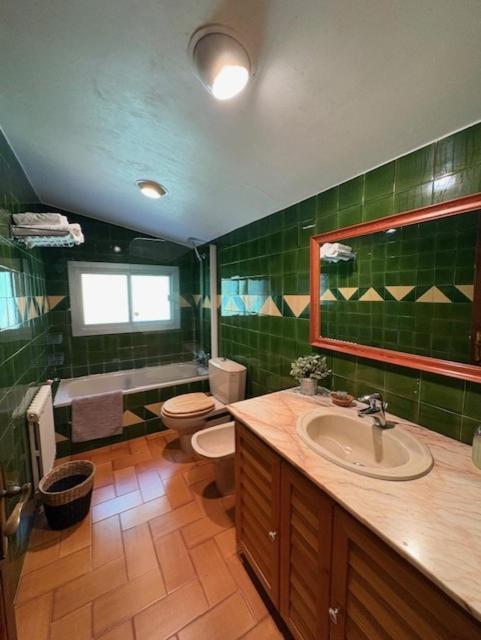 Family Room Bathroom