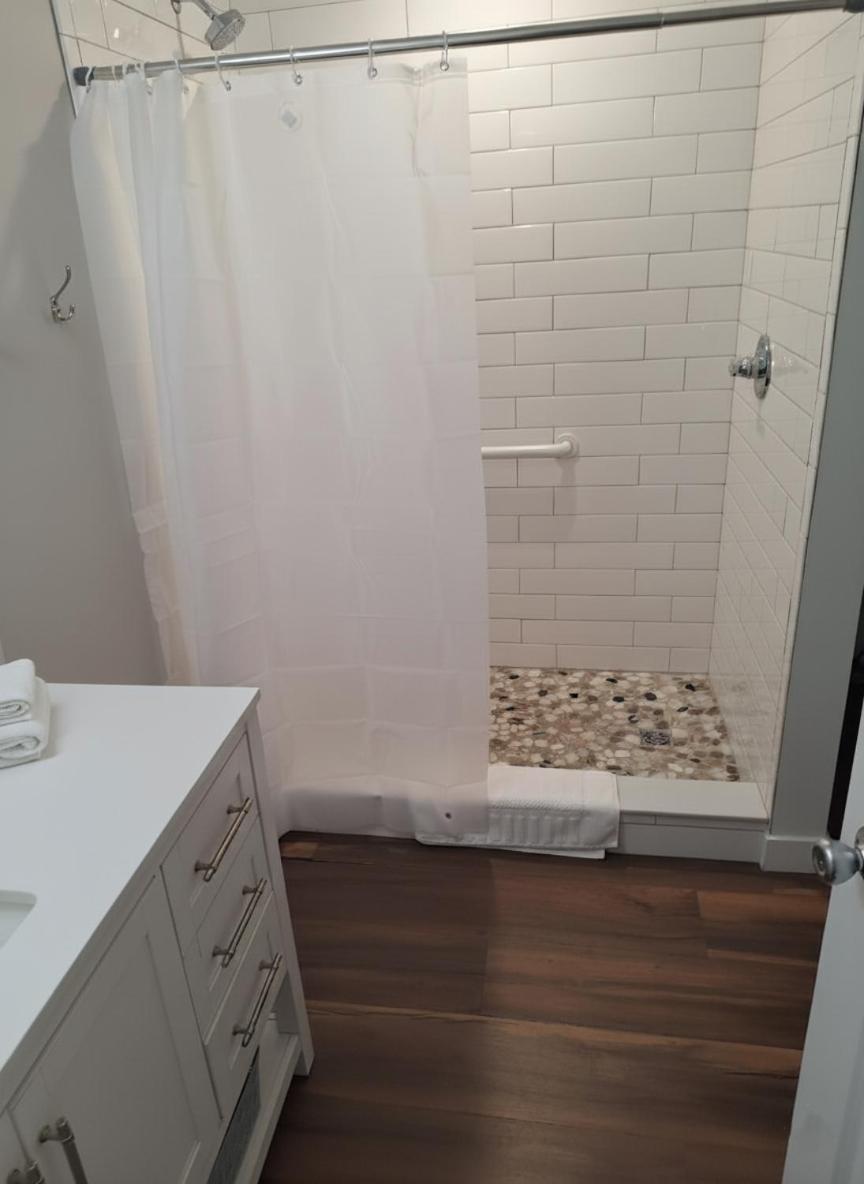 Quadruple Room with Lake View,1706869847:JPEG
