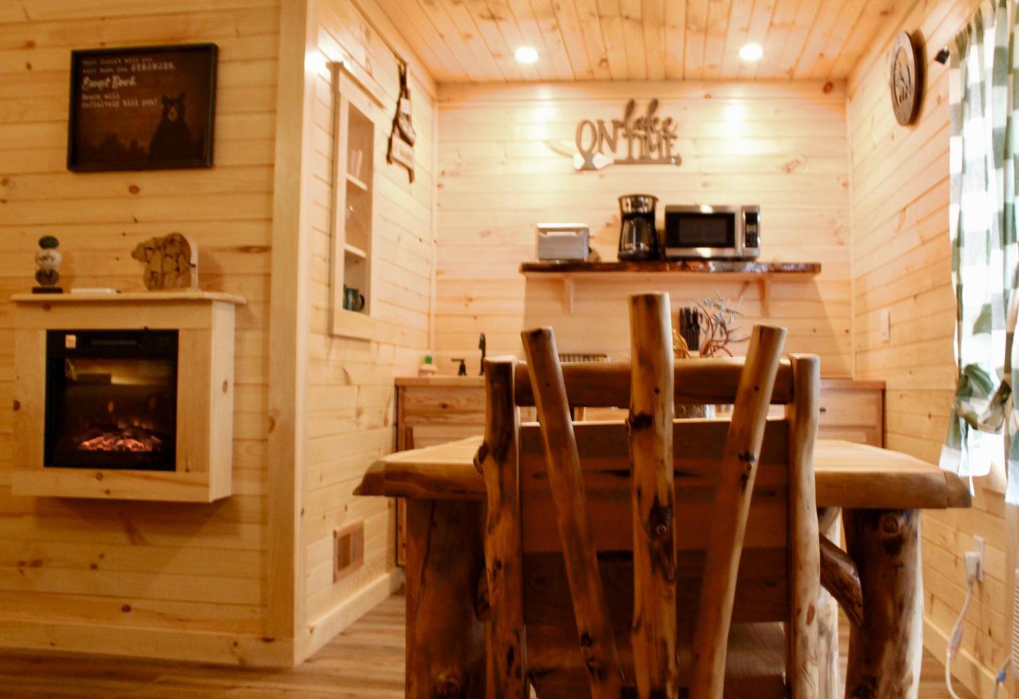 Studio with Spa Bath
